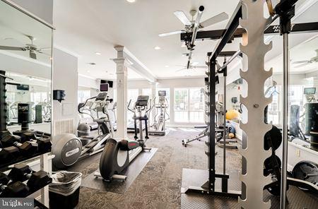 4550 STRUTFIELD LANE 2225