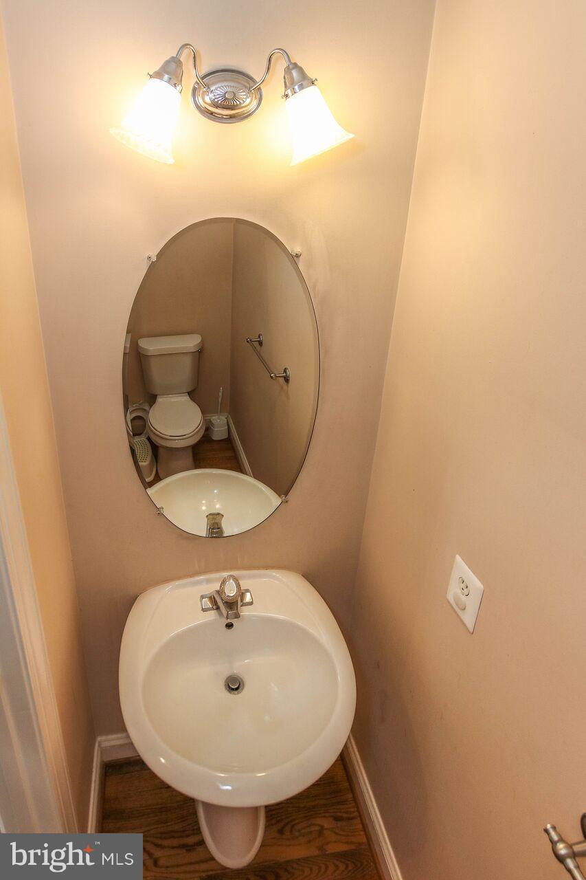 CASCADES - Residential Lease