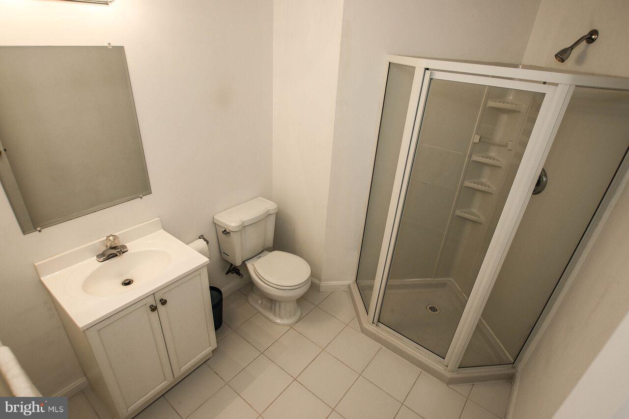 CASCADES - Residential Lease