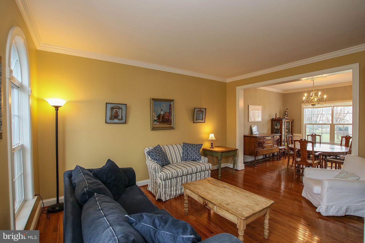CASCADES - Residential Lease