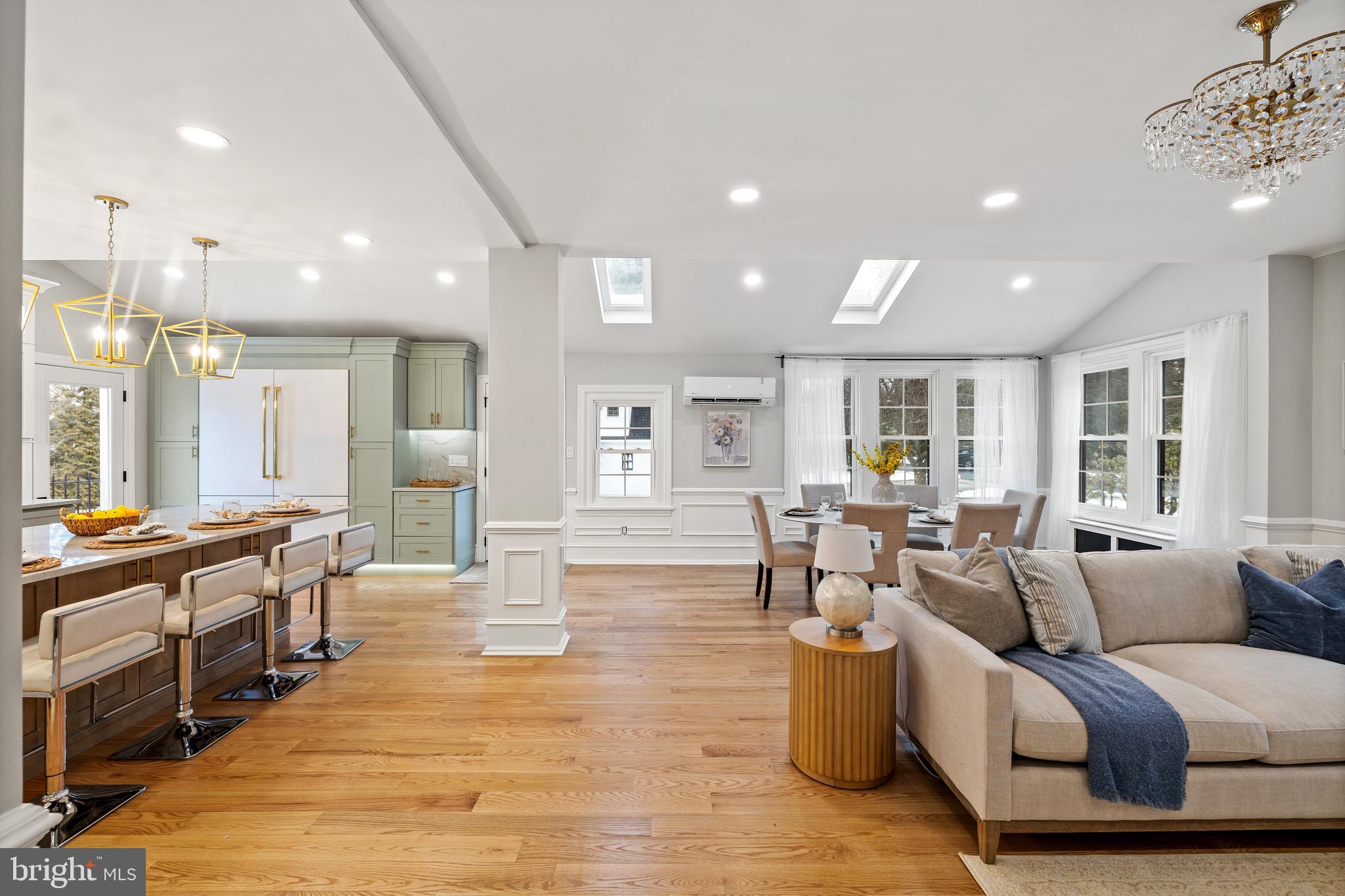 SOUTH WAYNE - Residential