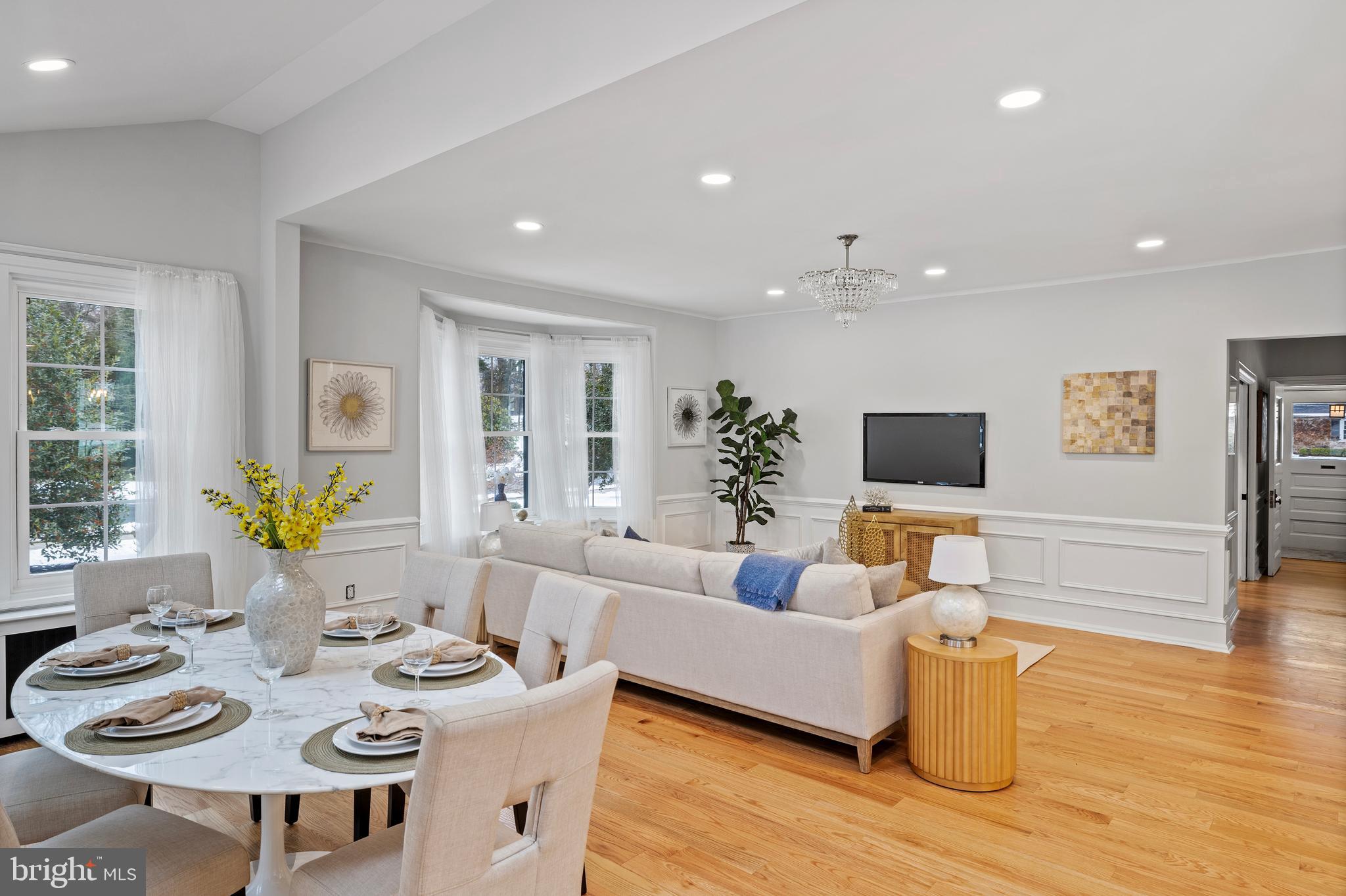 SOUTH WAYNE - Residential