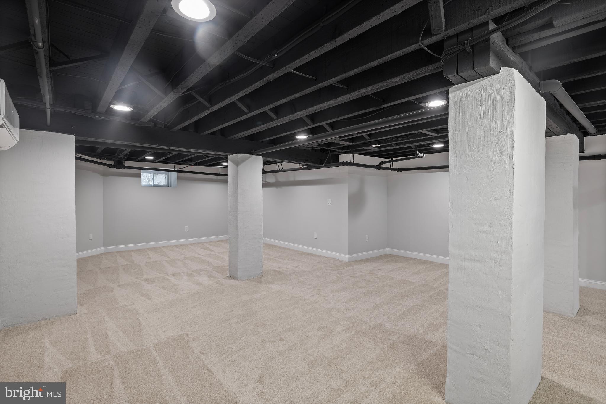 SOUTH WAYNE - Residential