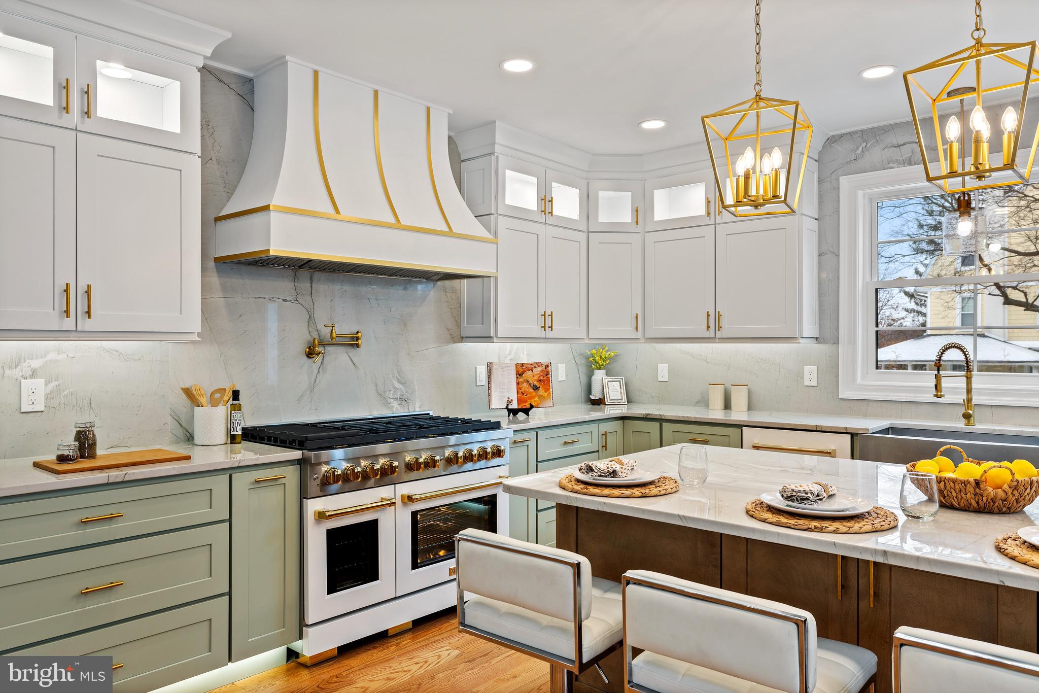 SOUTH WAYNE - Residential