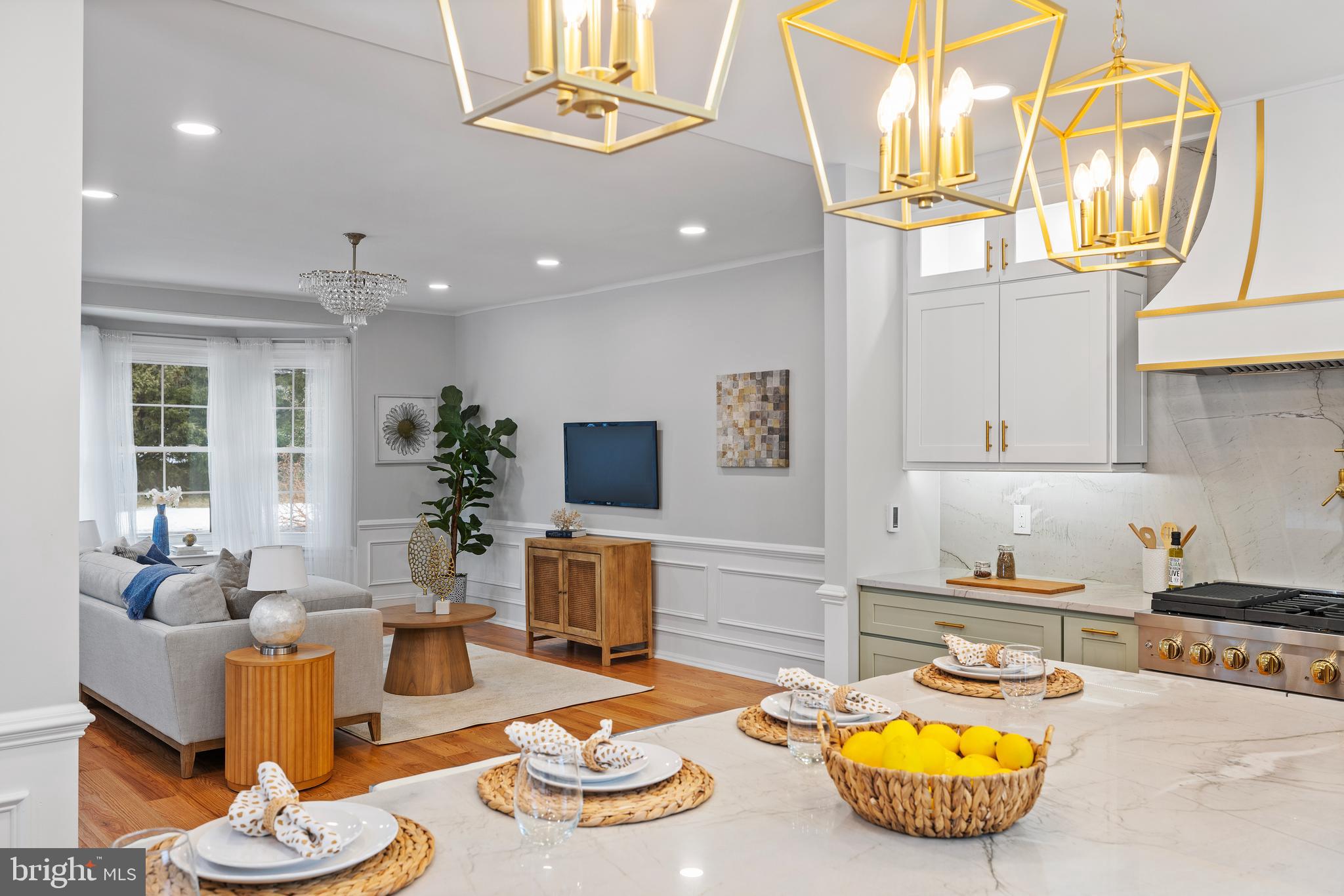 SOUTH WAYNE - Residential