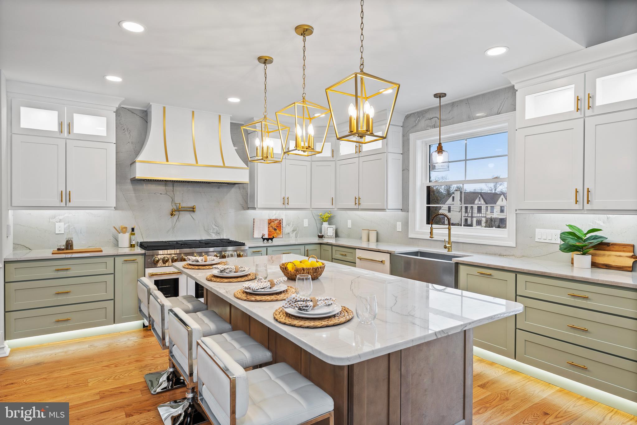 SOUTH WAYNE - Residential