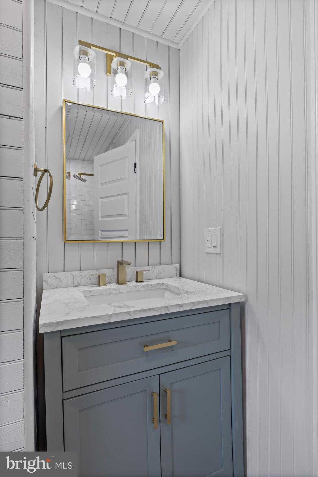 SOUTH WAYNE - Residential