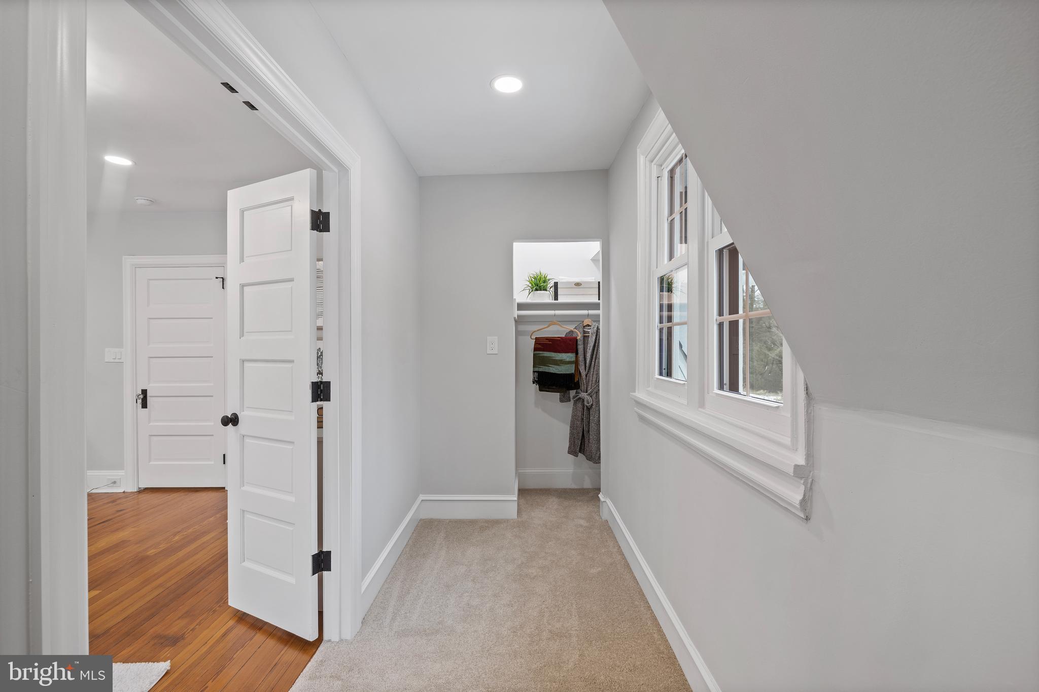 SOUTH WAYNE - Residential