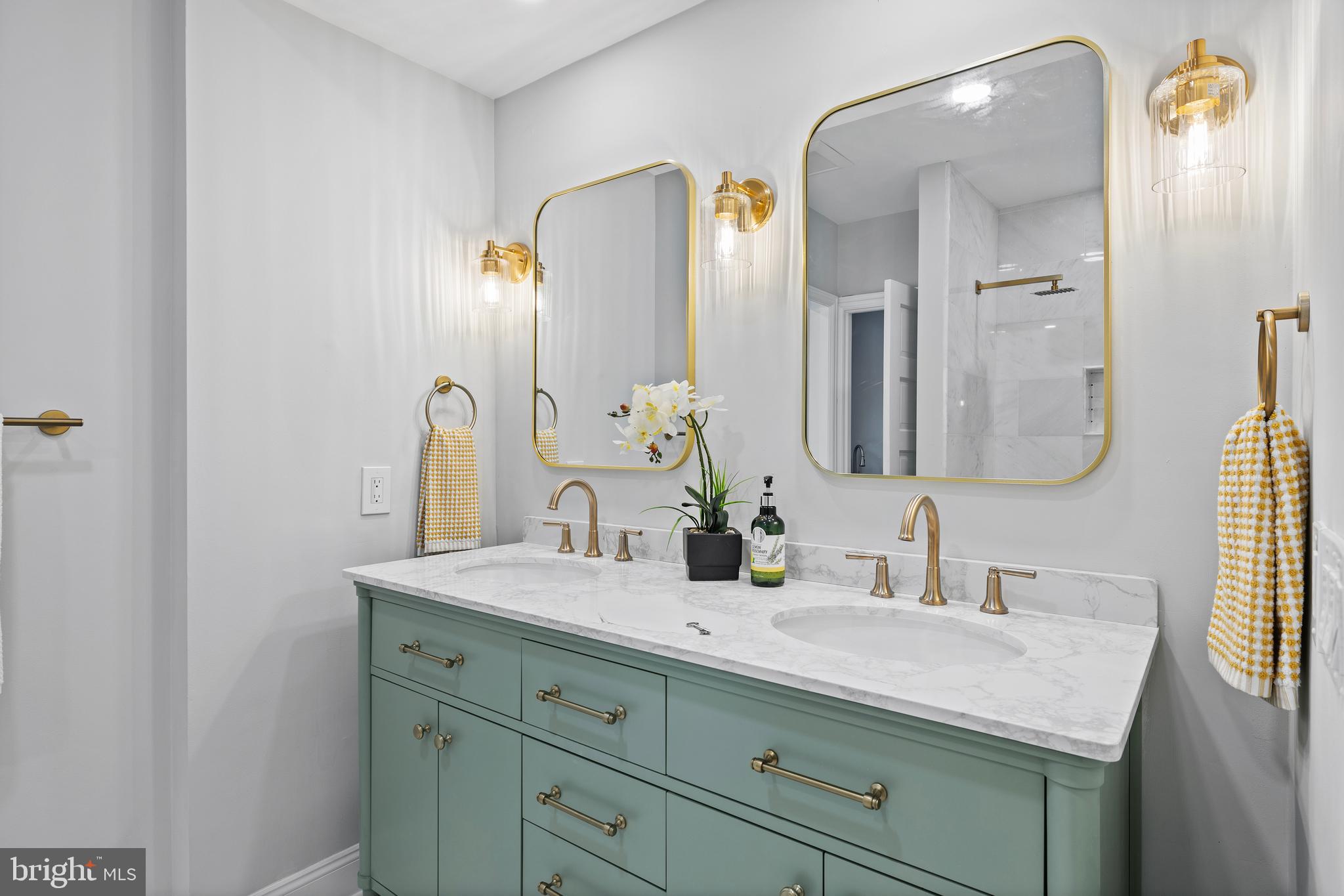 SOUTH WAYNE - Residential