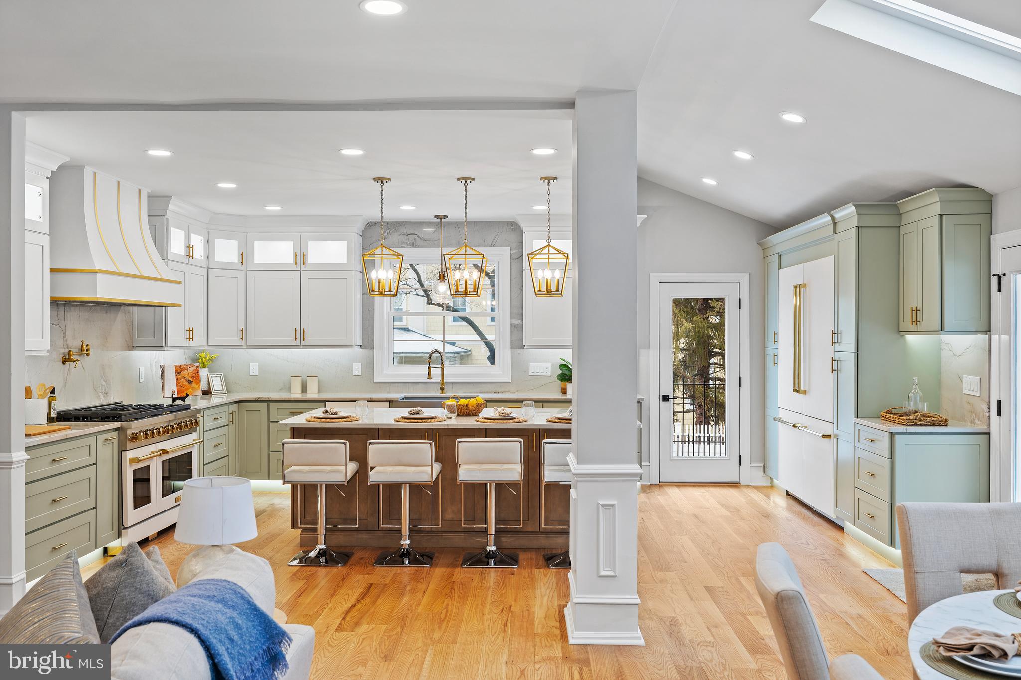 SOUTH WAYNE - Residential