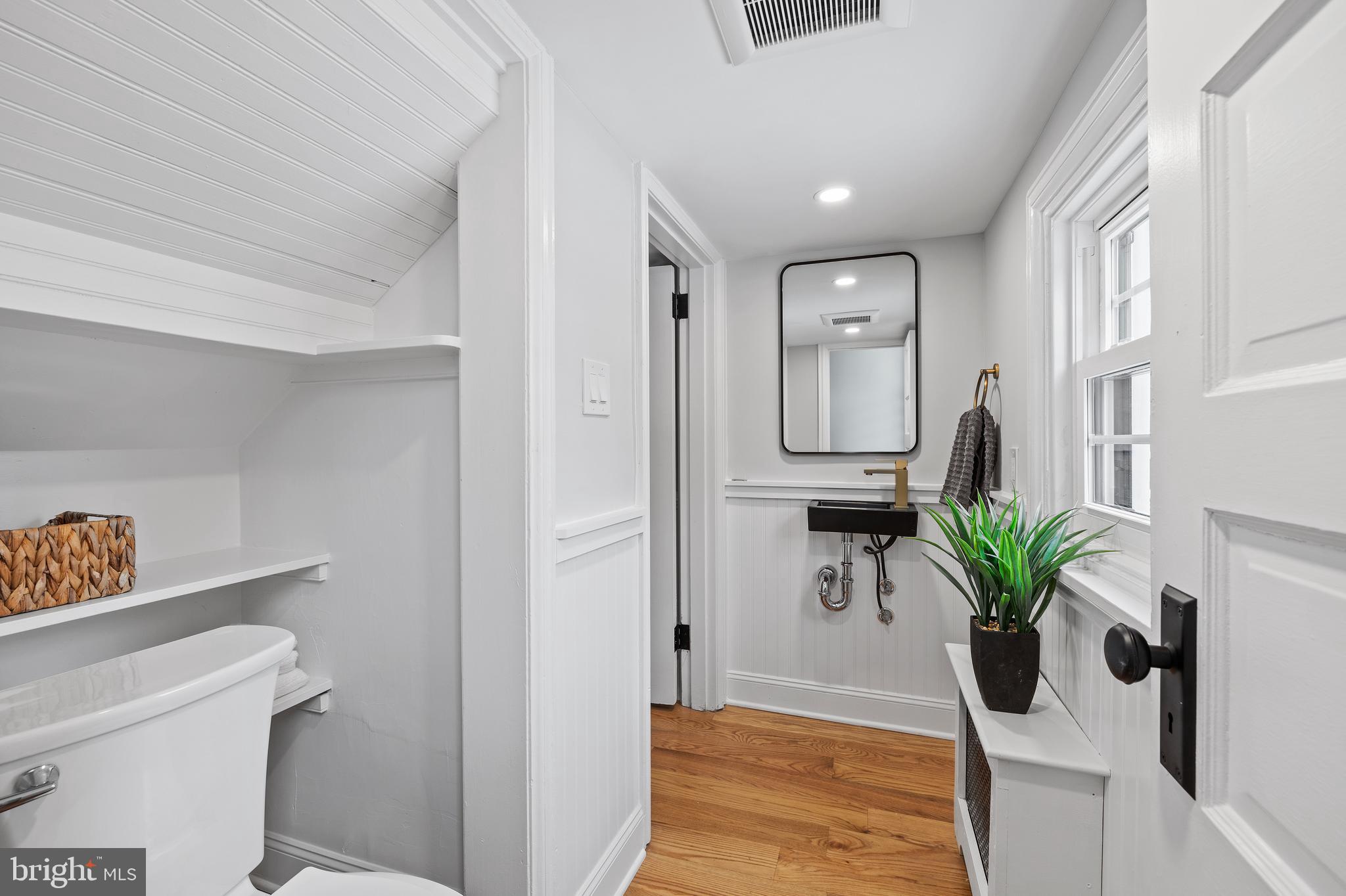 SOUTH WAYNE - Residential