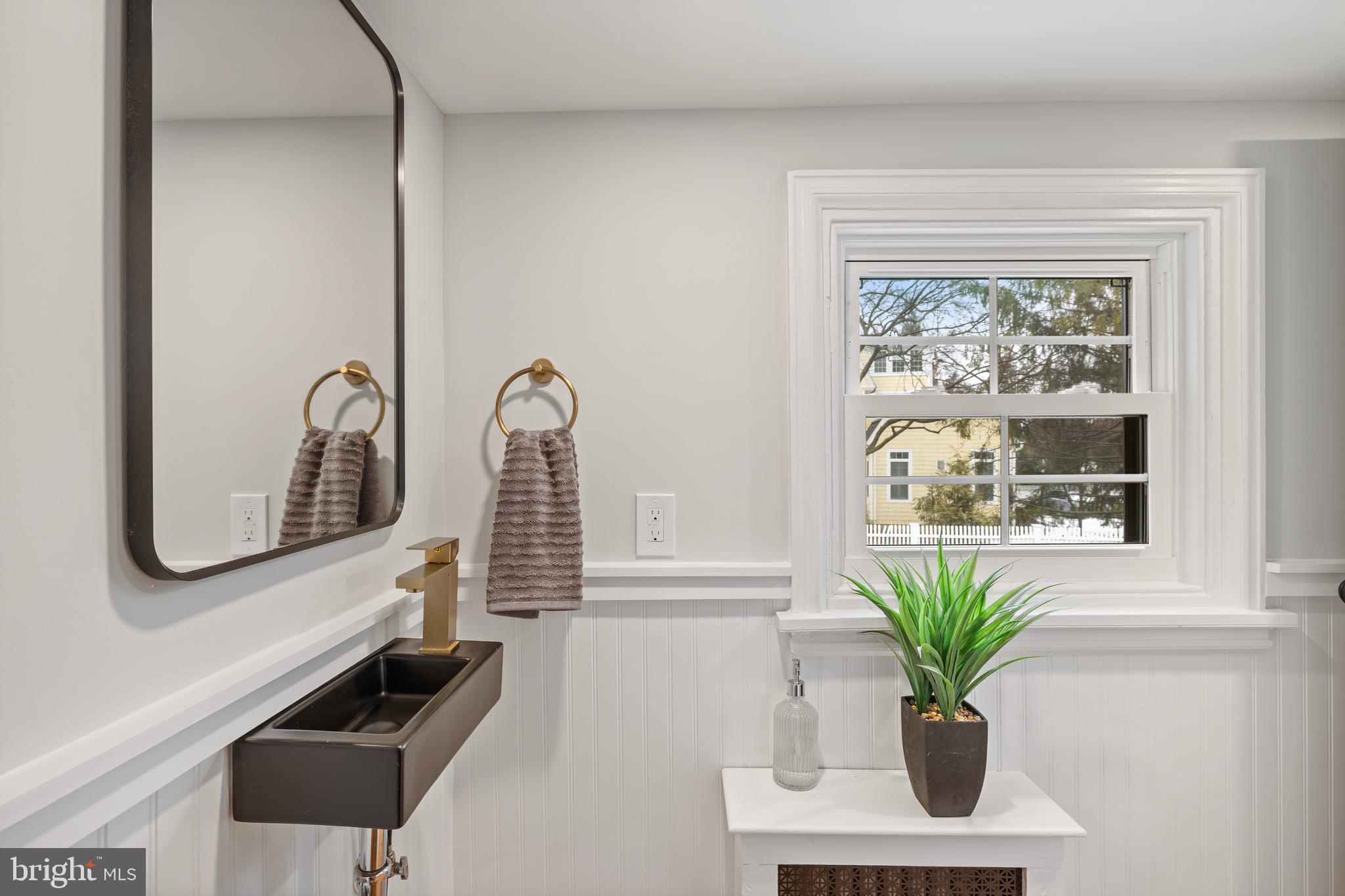 SOUTH WAYNE - Residential