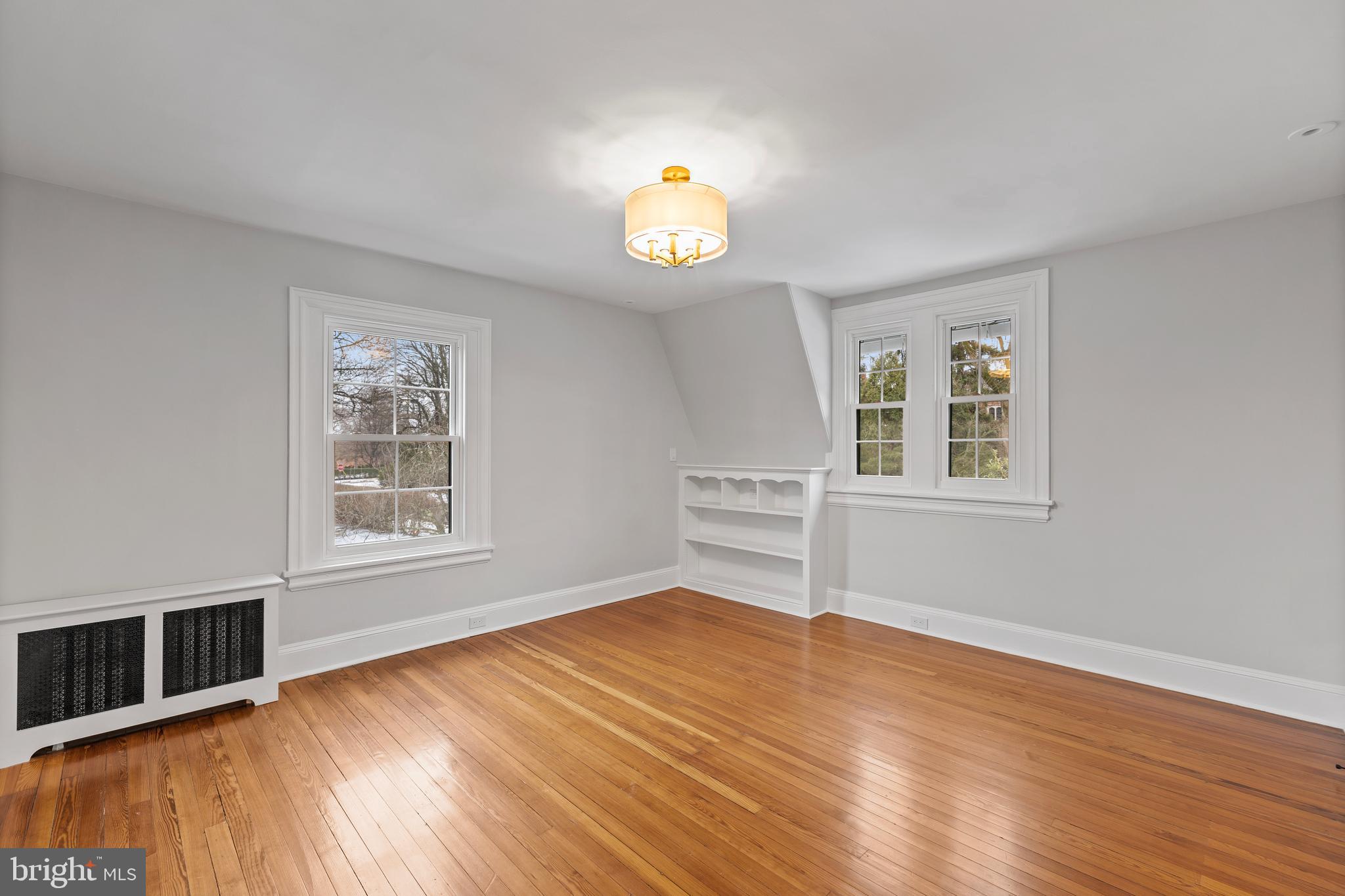 SOUTH WAYNE - Residential