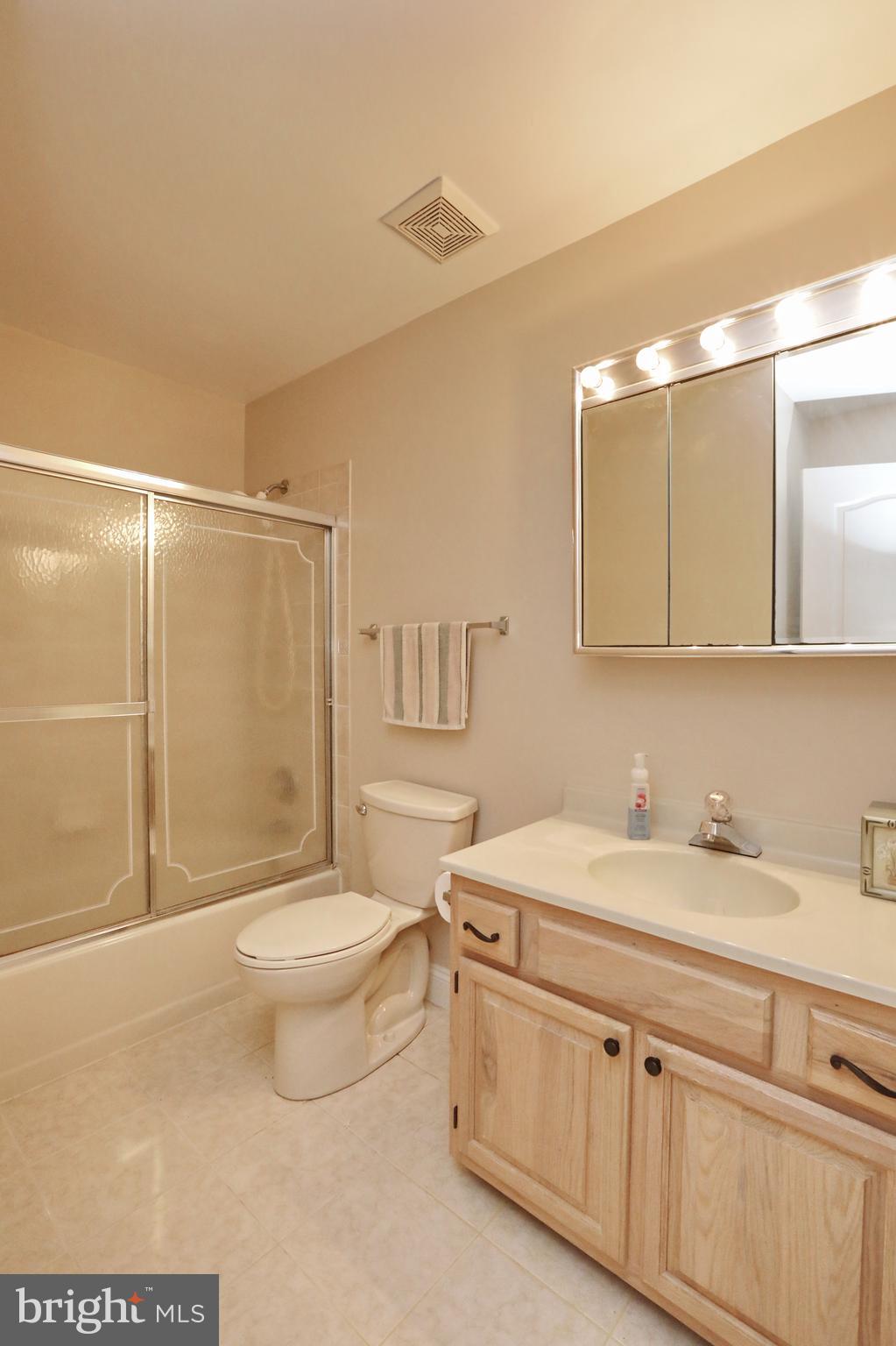 MOUNT EAGLE FARM - Residential