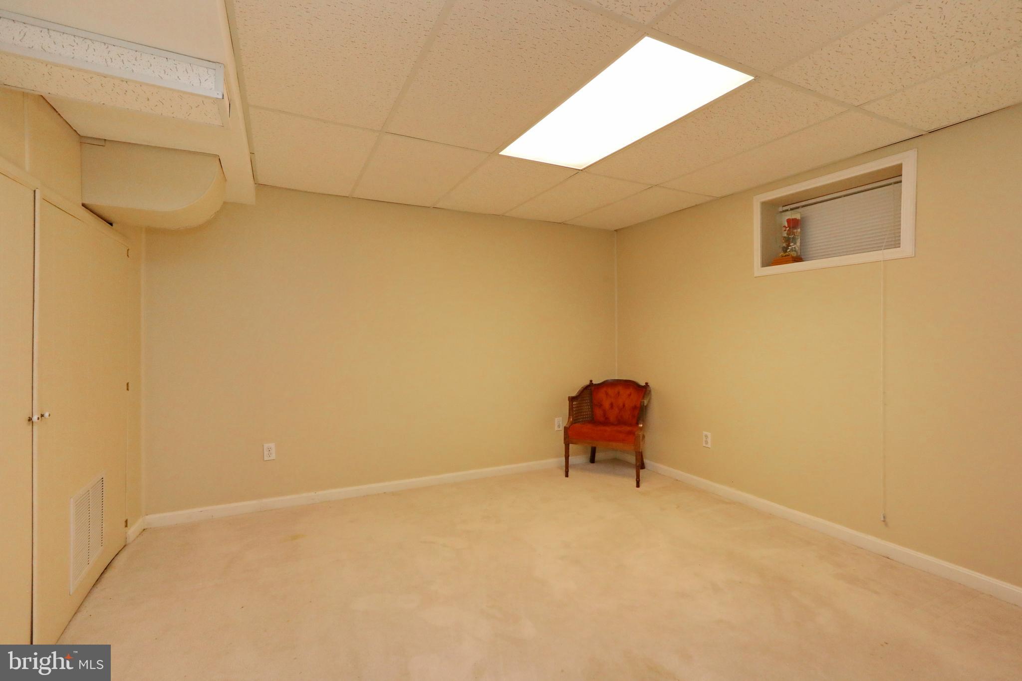 MOUNT EAGLE FARM - Residential