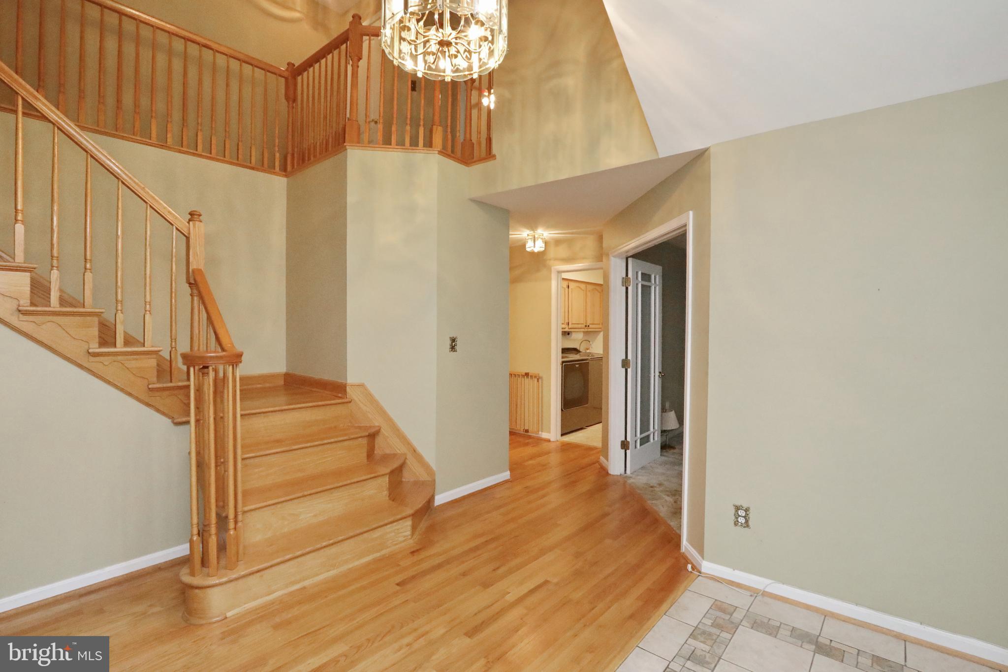 MOUNT EAGLE FARM - Residential