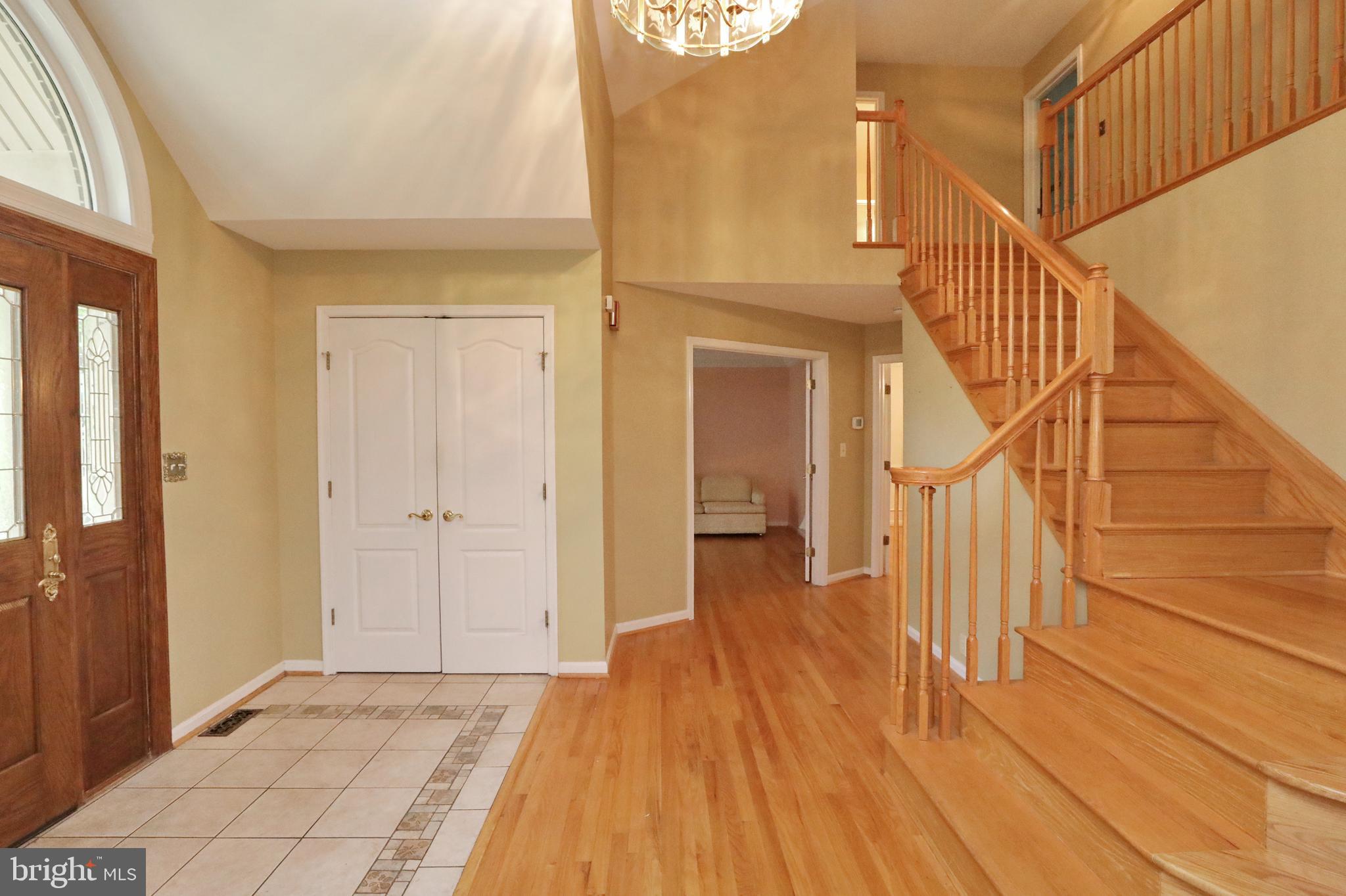 MOUNT EAGLE FARM - Residential