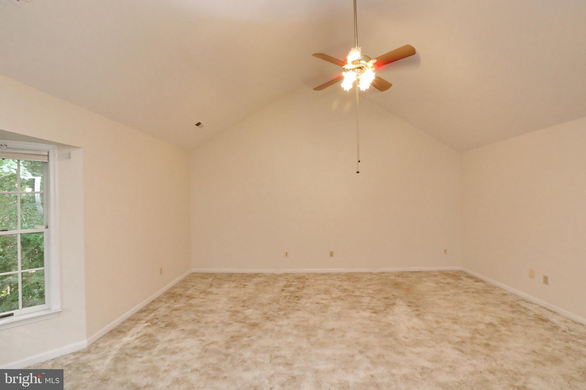 MOUNT EAGLE FARM - Residential