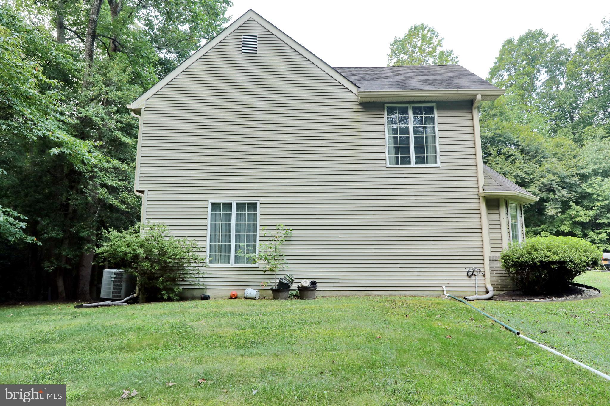 MOUNT EAGLE FARM - Residential