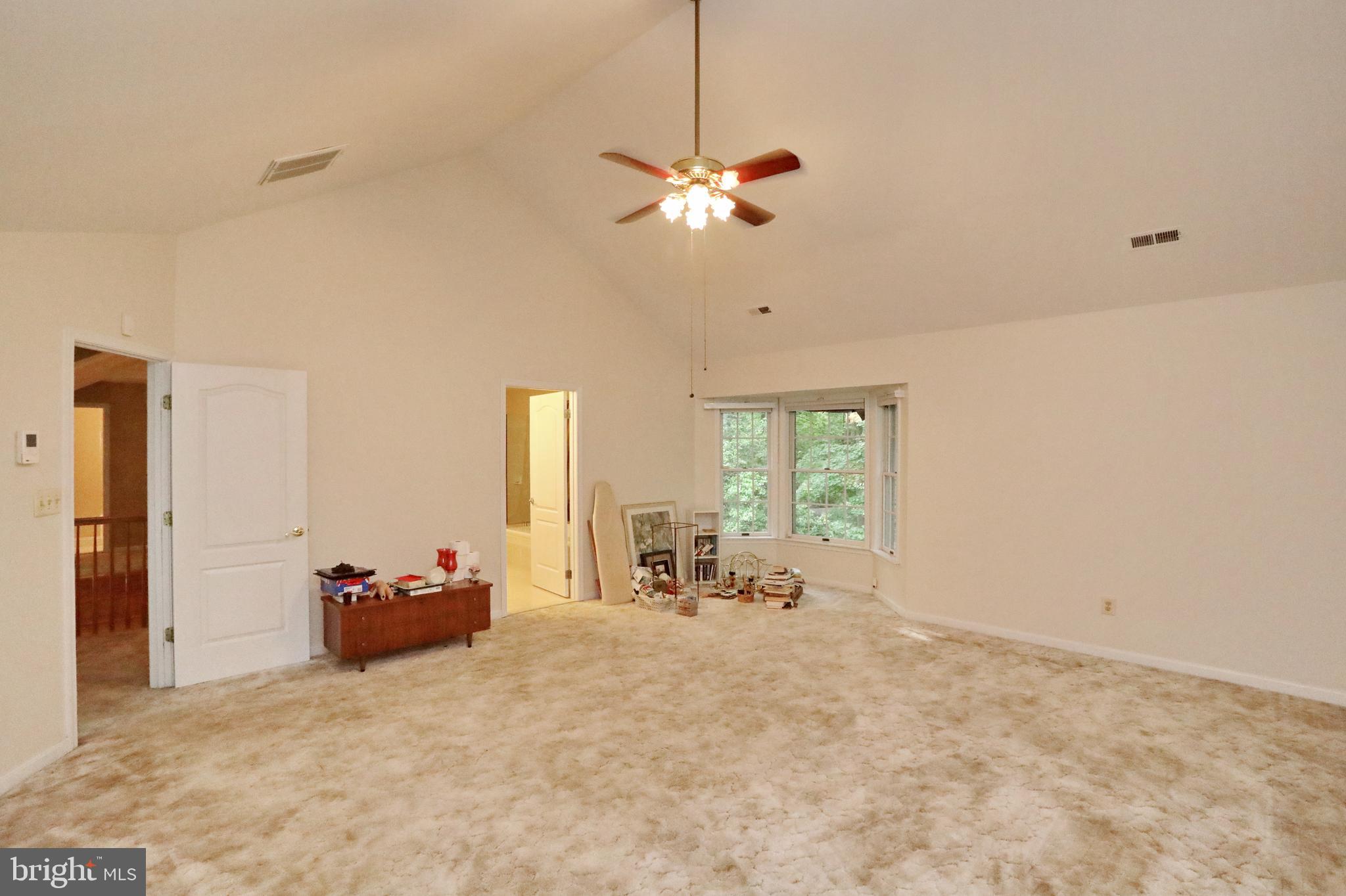 MOUNT EAGLE FARM - Residential