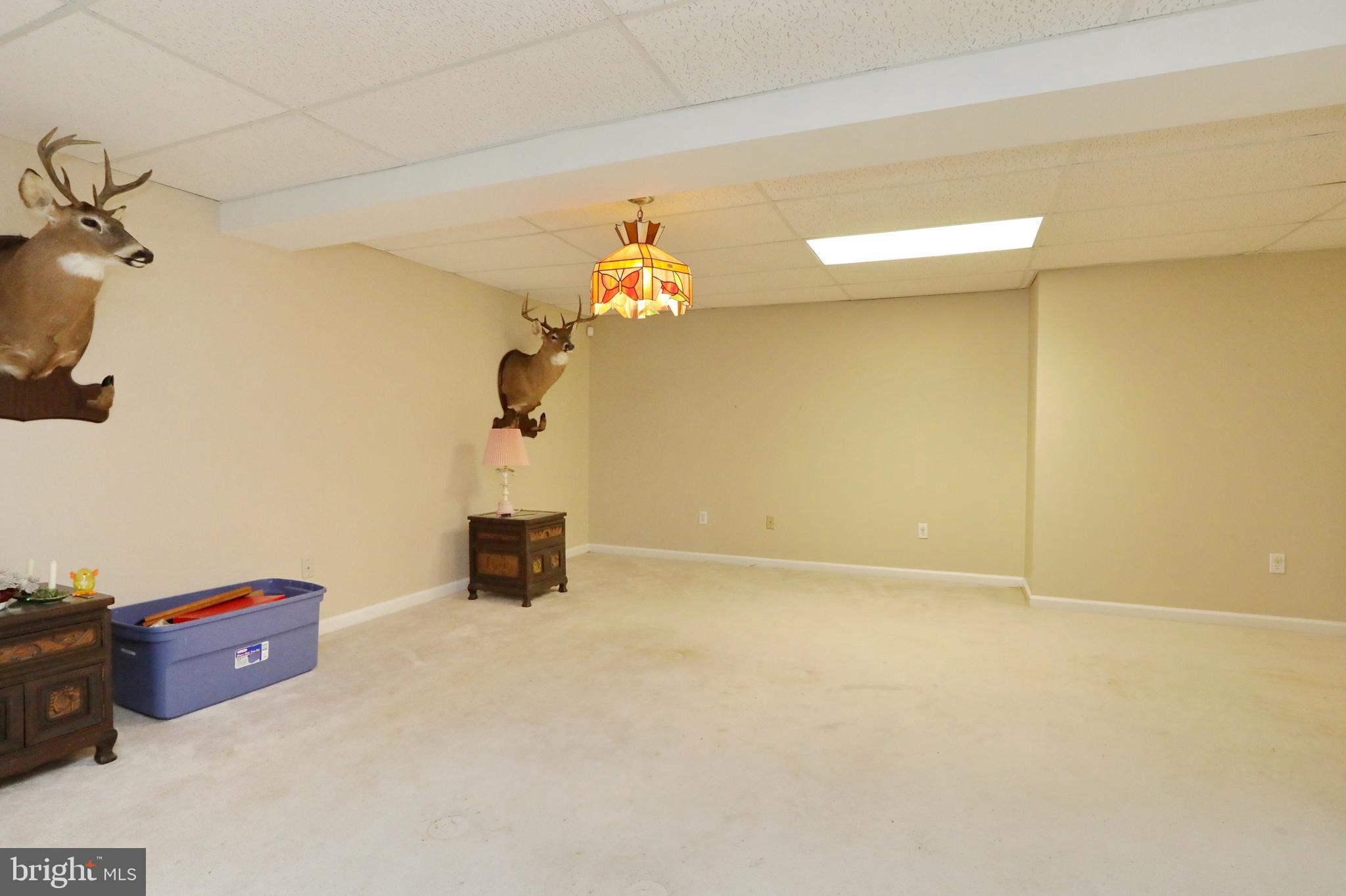 MOUNT EAGLE FARM - Residential