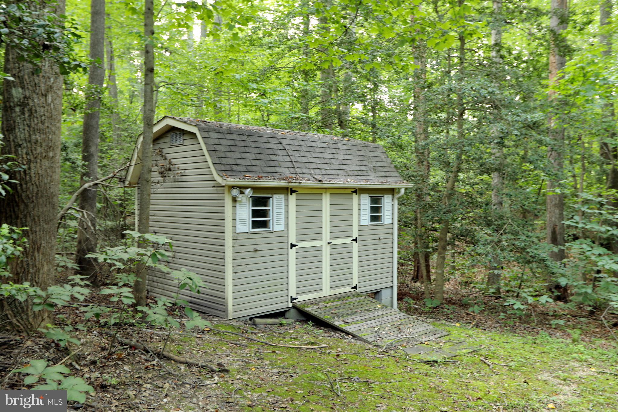 MOUNT EAGLE FARM - Residential