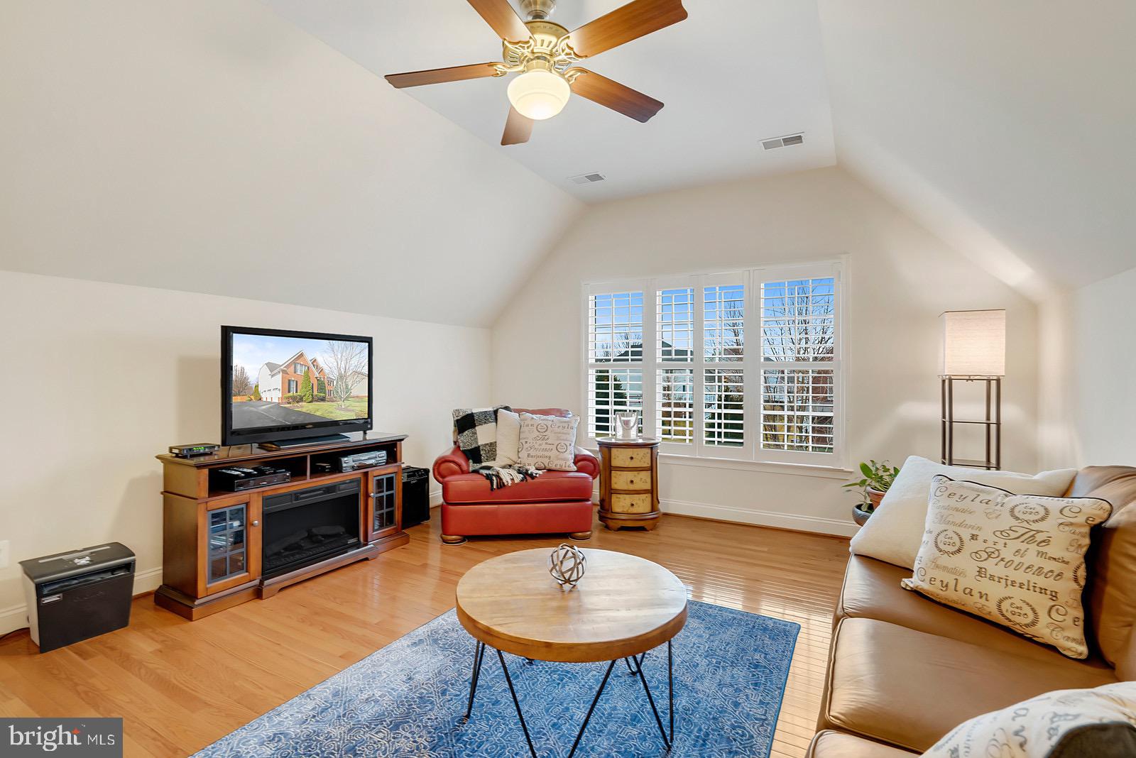 DOMINION VALLEY - Residential