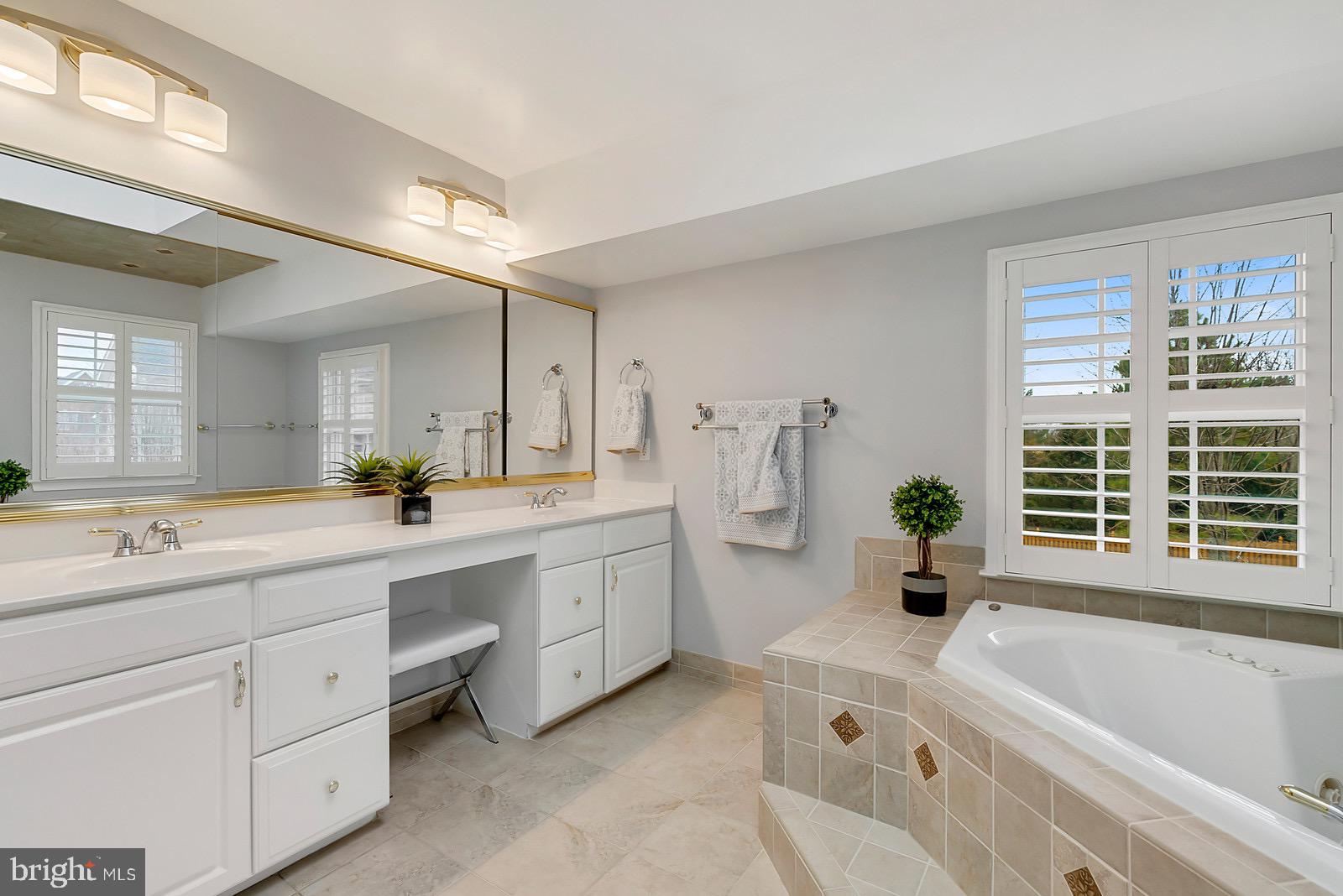 DOMINION VALLEY - Residential