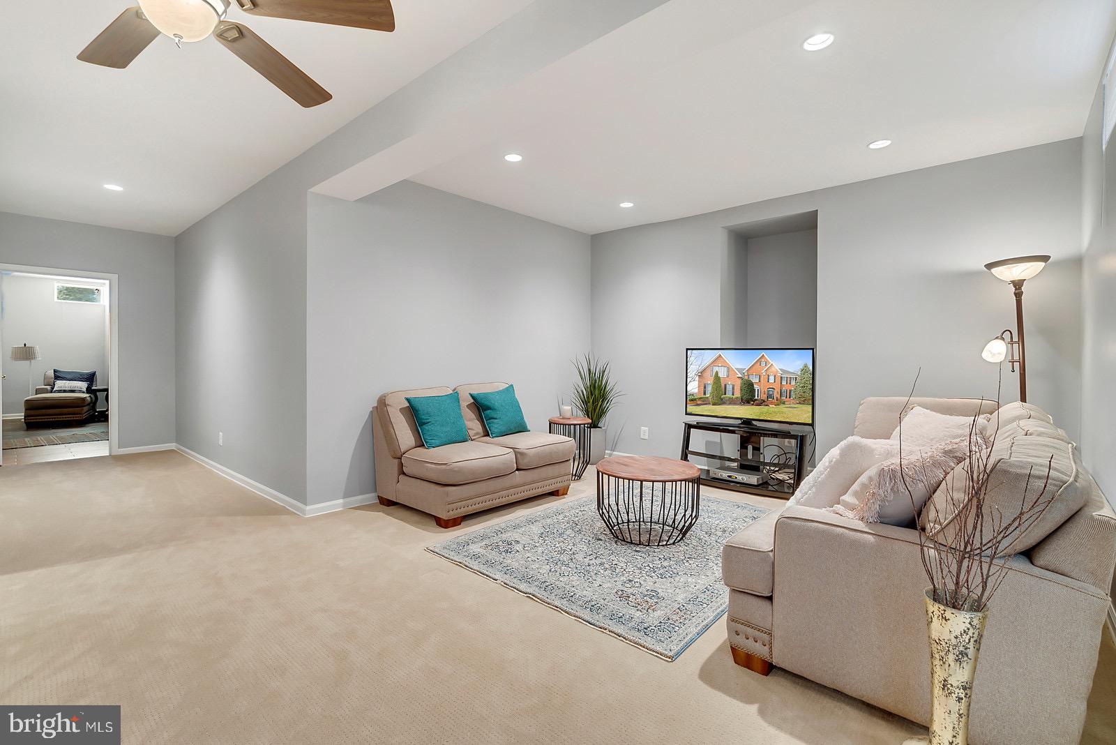 DOMINION VALLEY - Residential