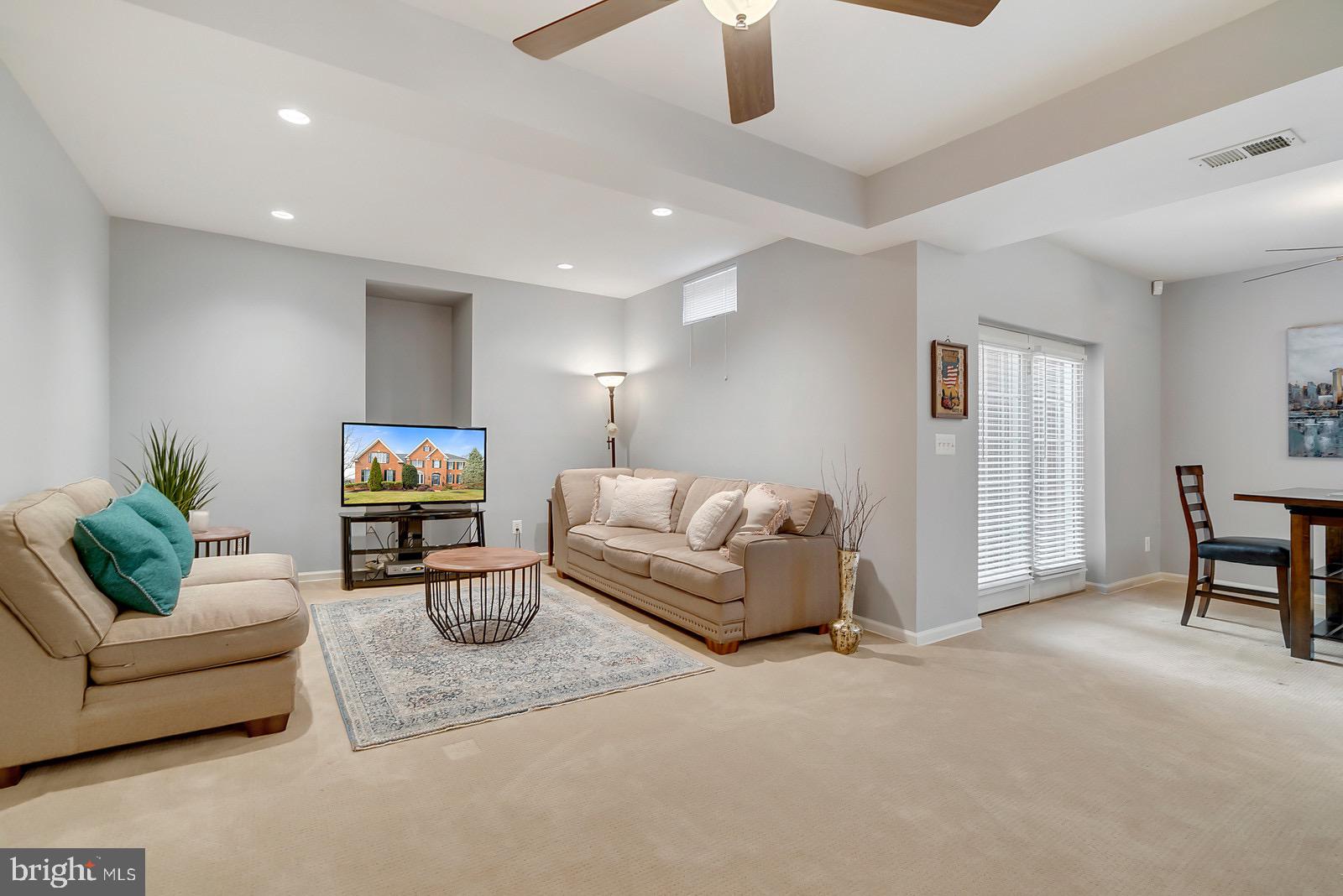 DOMINION VALLEY - Residential