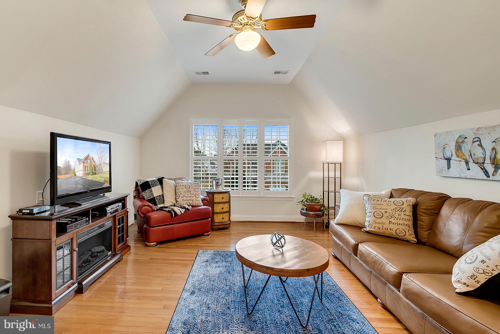 DOMINION VALLEY - Residential