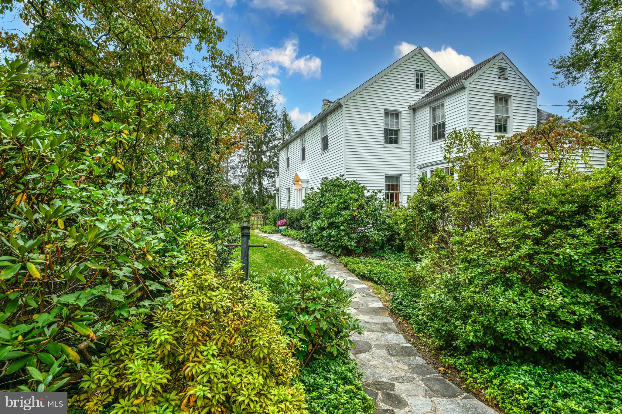 RUXTON - Residential