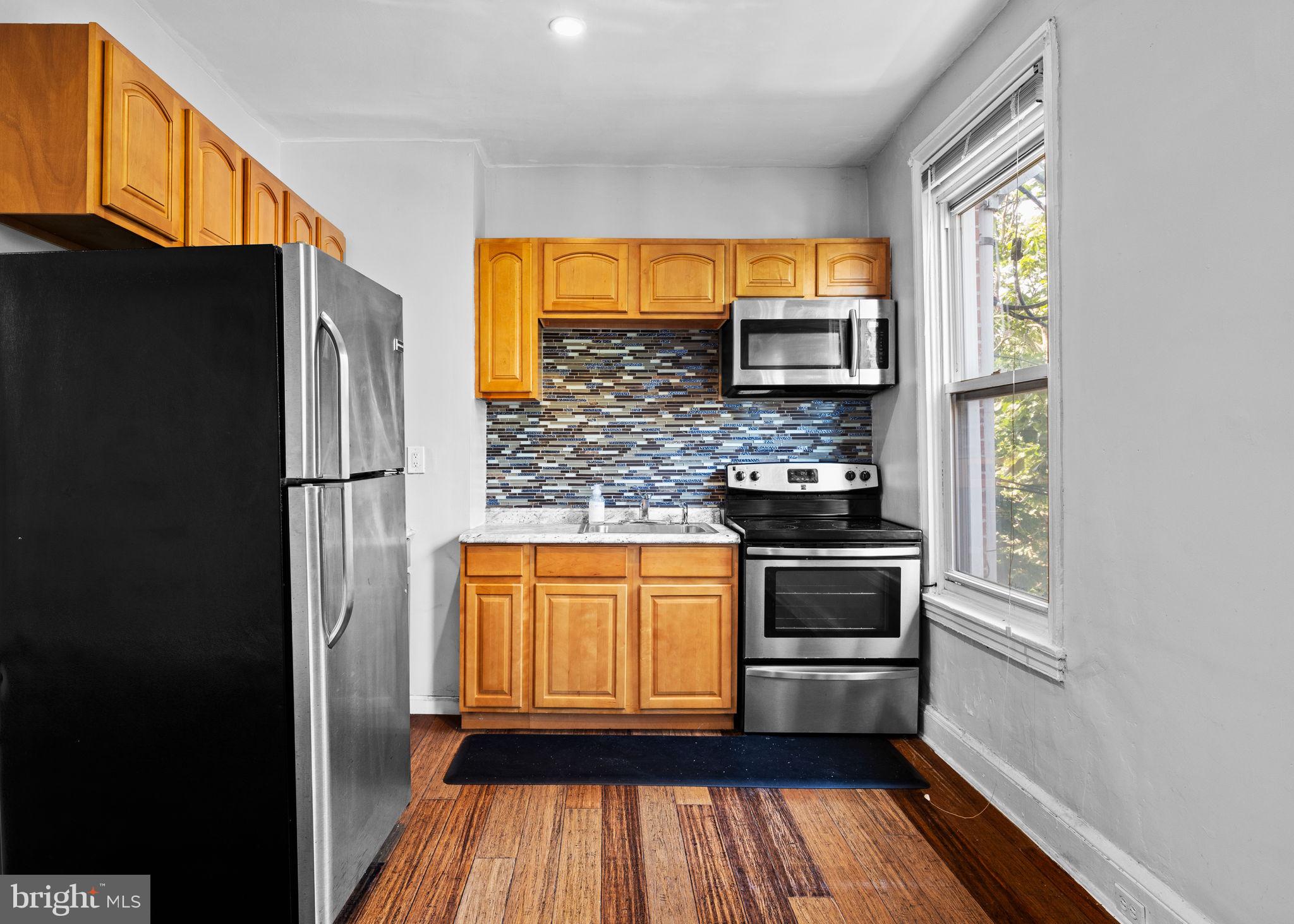 LUDLOW - Residential Lease