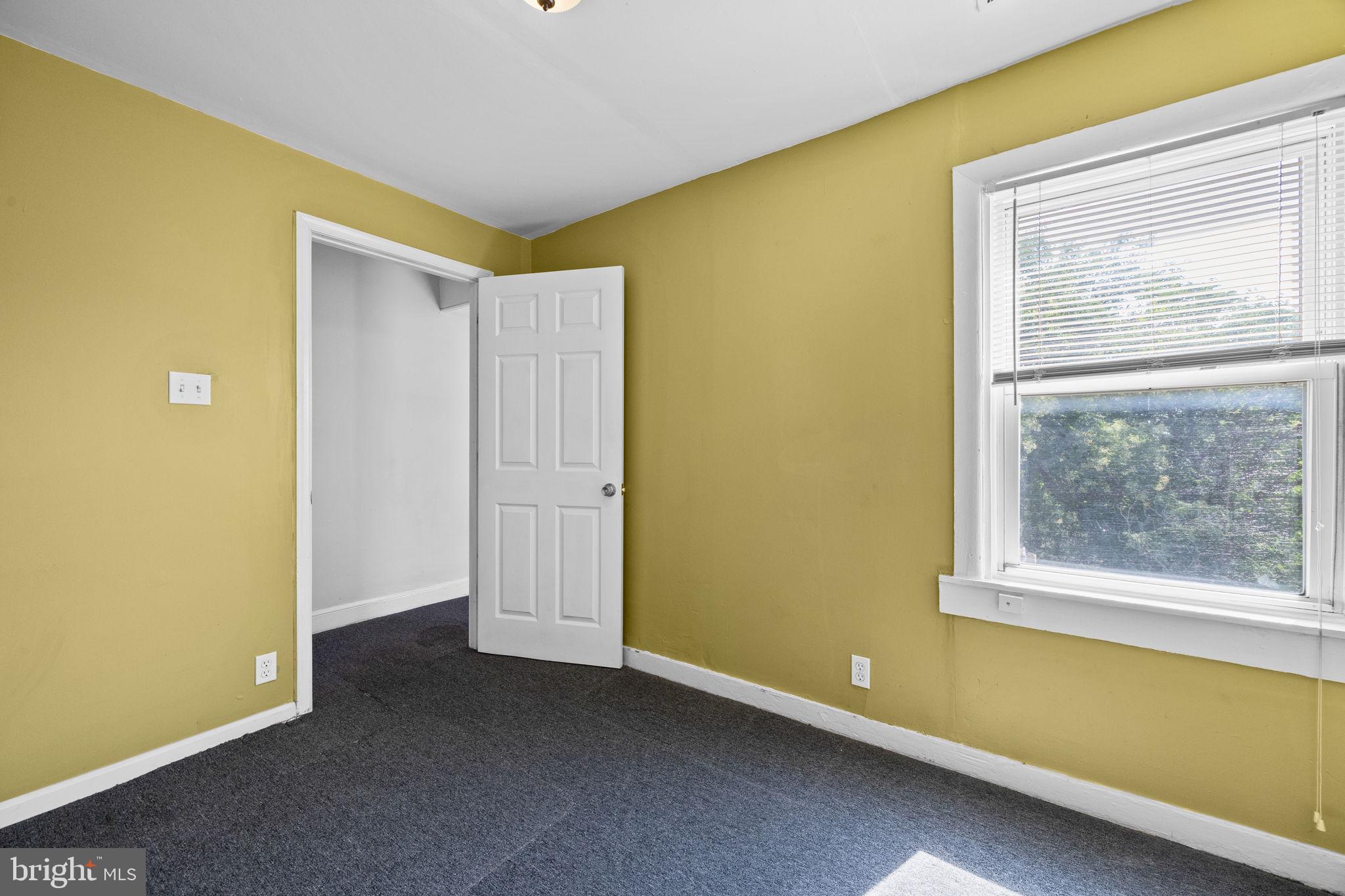 LUDLOW - Residential Lease