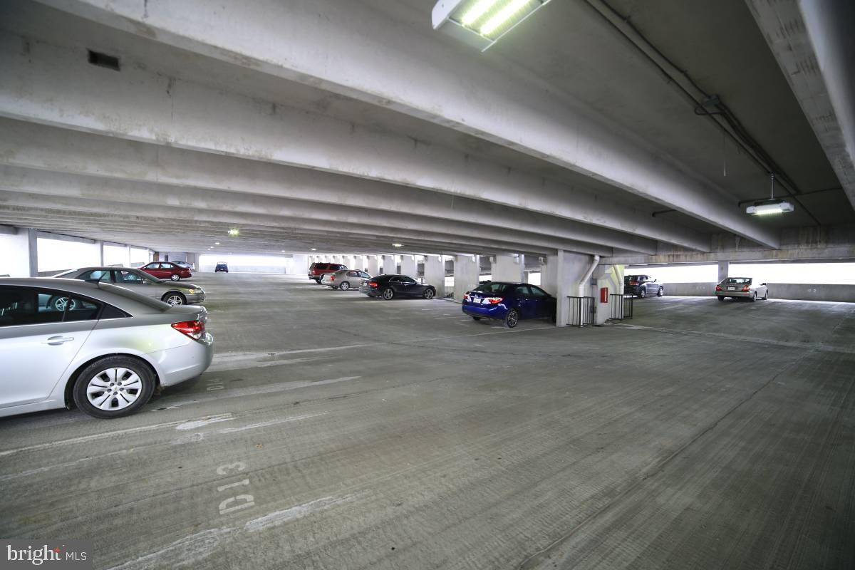 CHANTILLY PARK - Residential