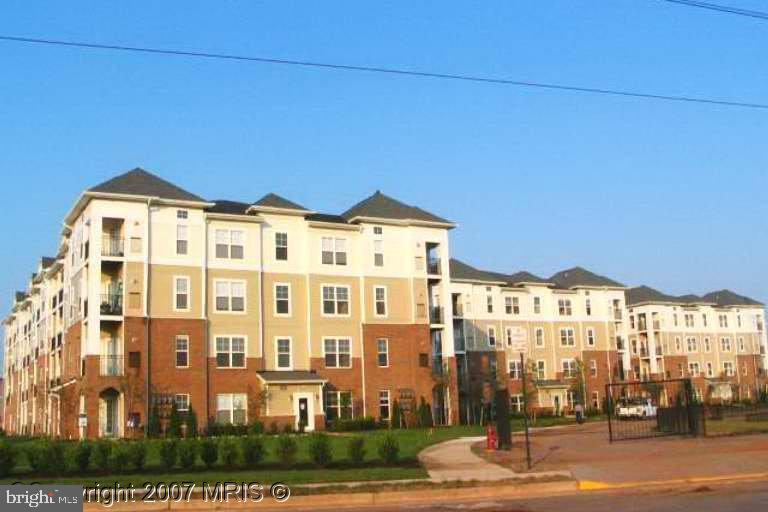 CHANTILLY PARK - Residential