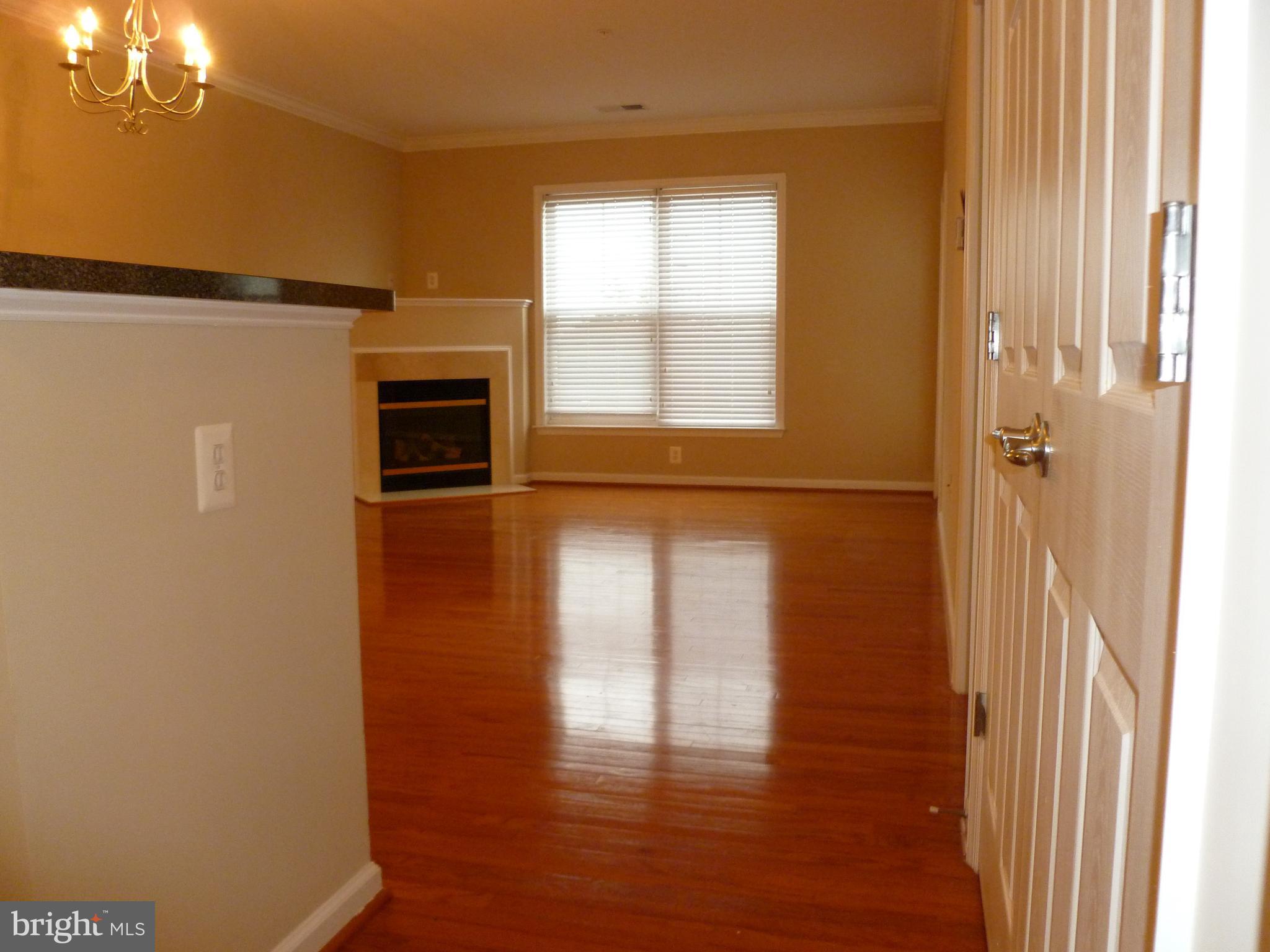 CHANTILLY PARK - Residential