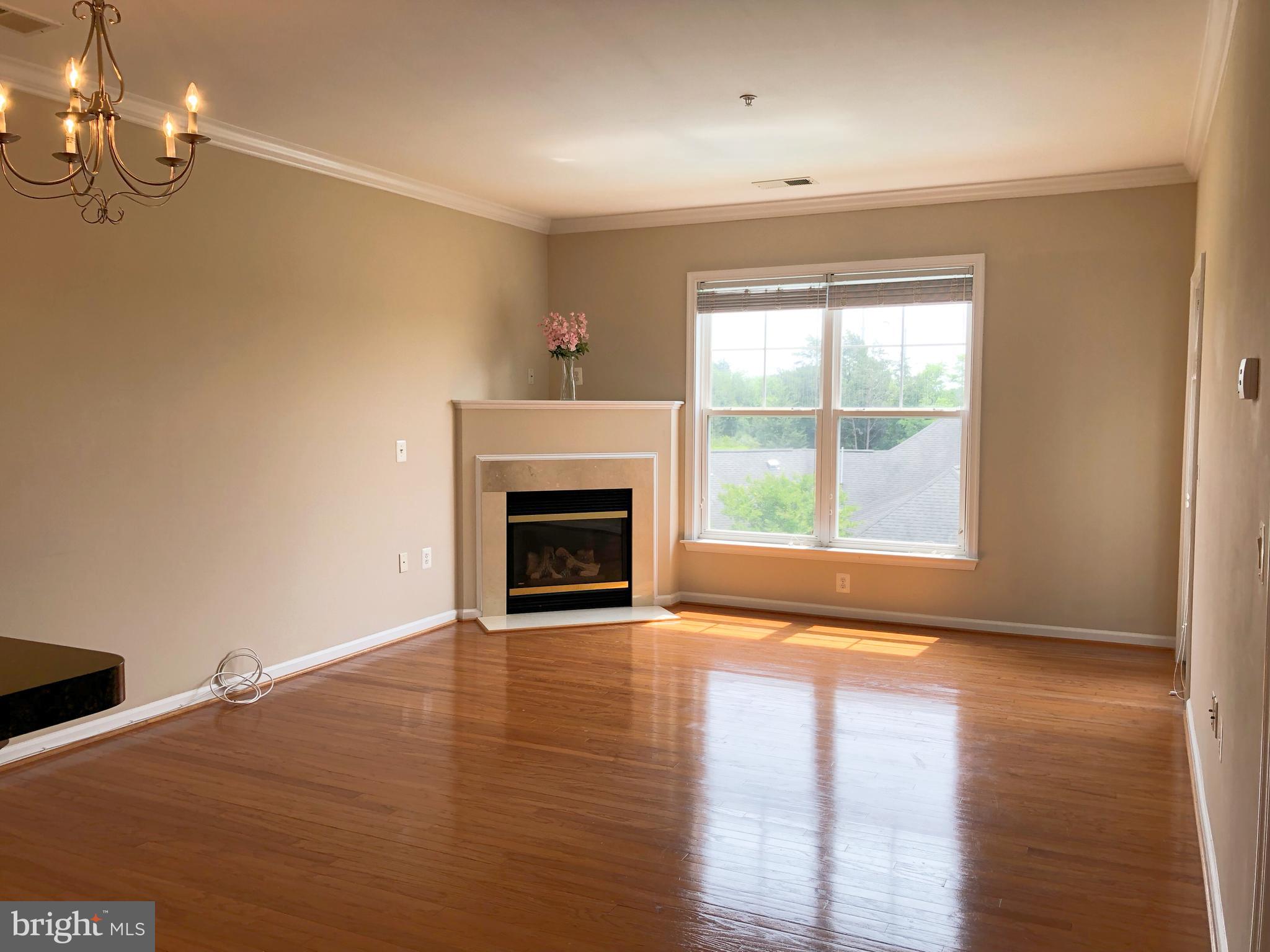 CHANTILLY PARK - Residential