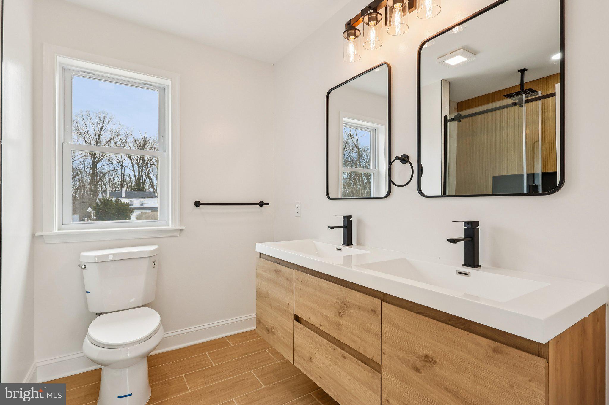 OAKFORD - Residential