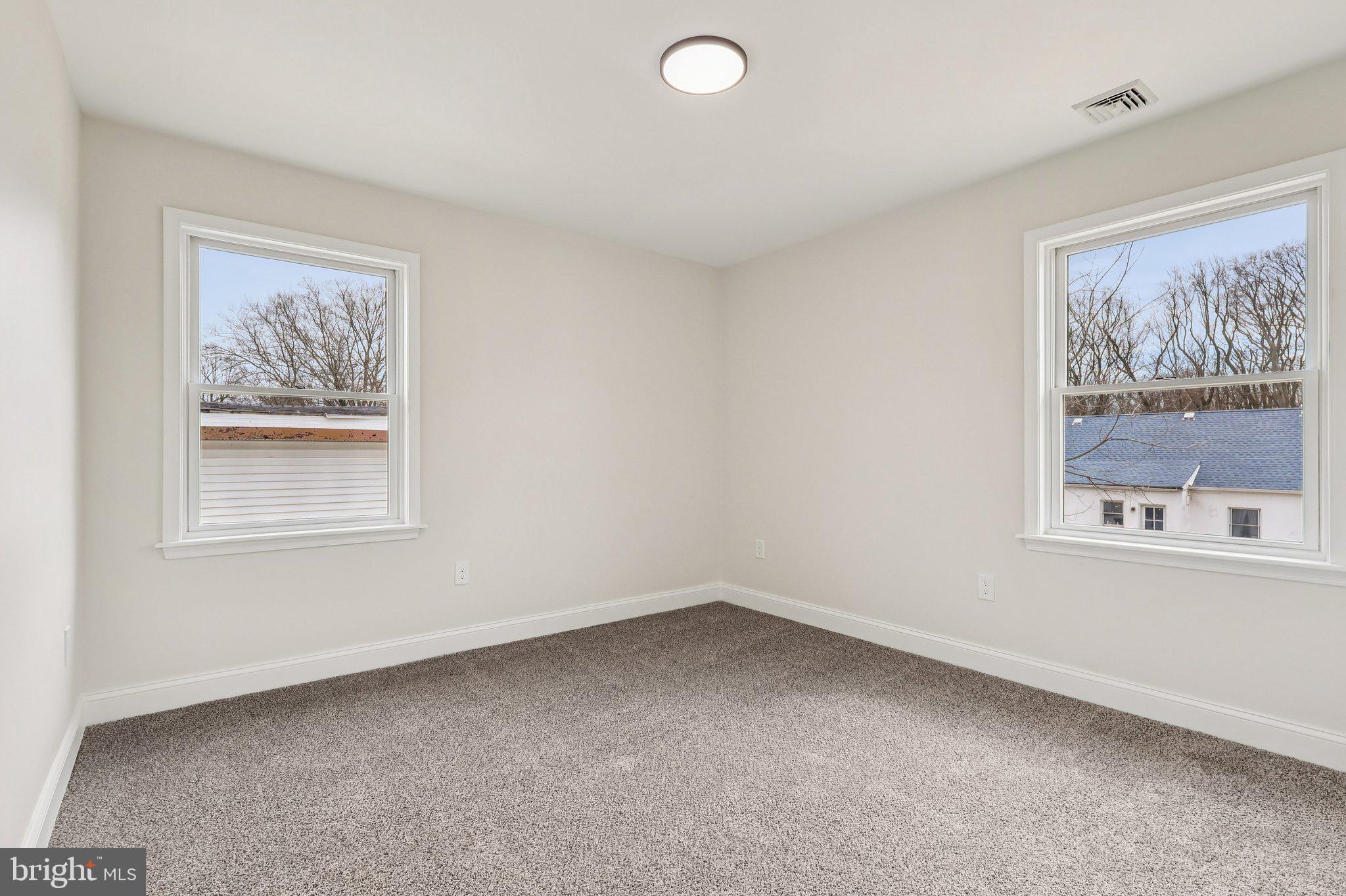 OAKFORD - Residential