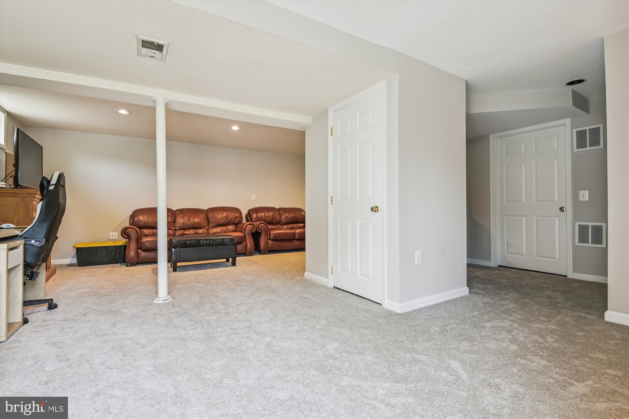 FURNACE HILLS - Residential