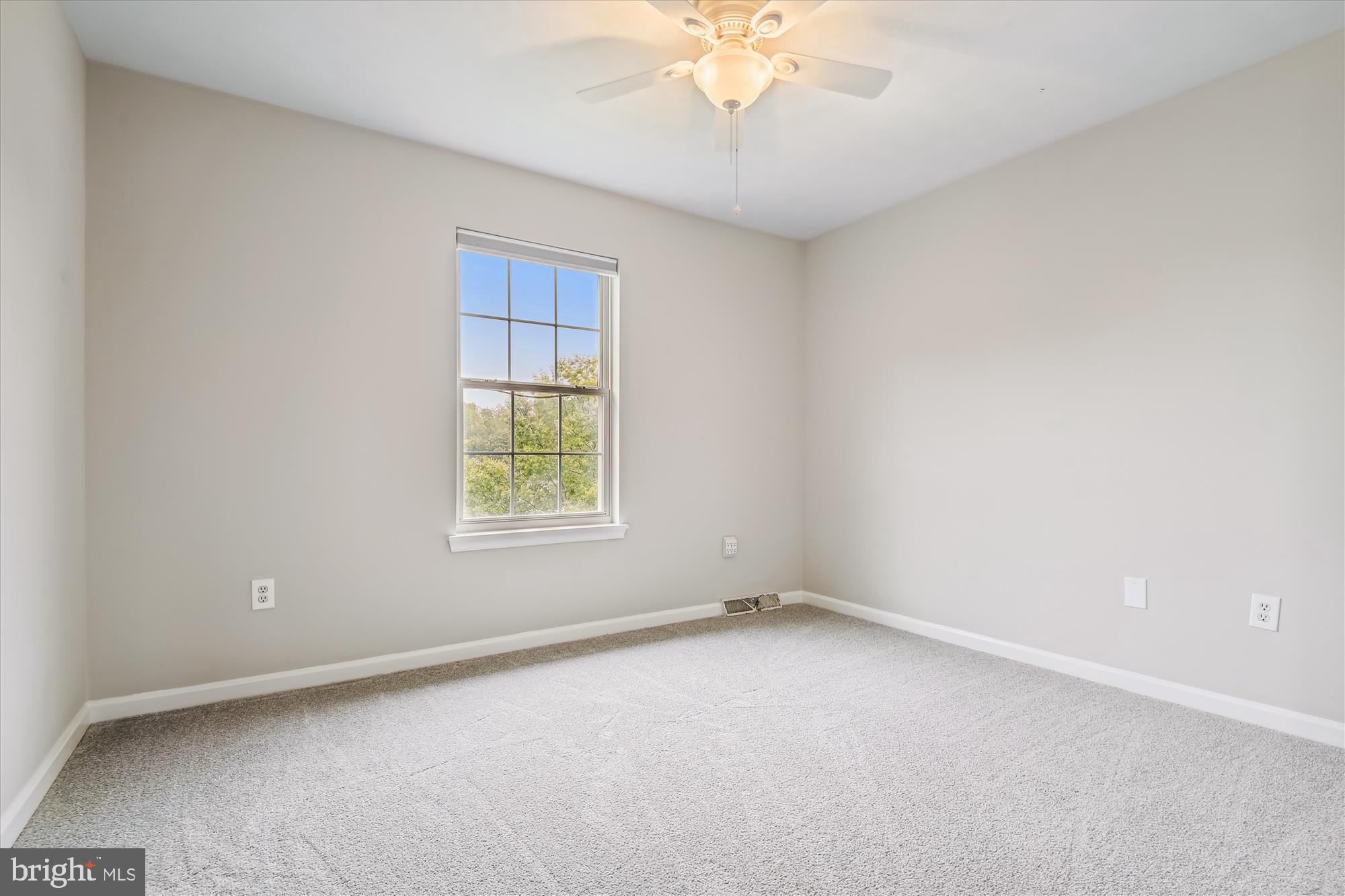 FURNACE HILLS - Residential