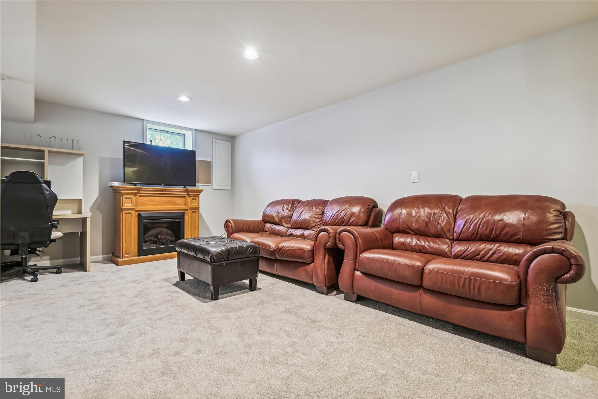 FURNACE HILLS - Residential