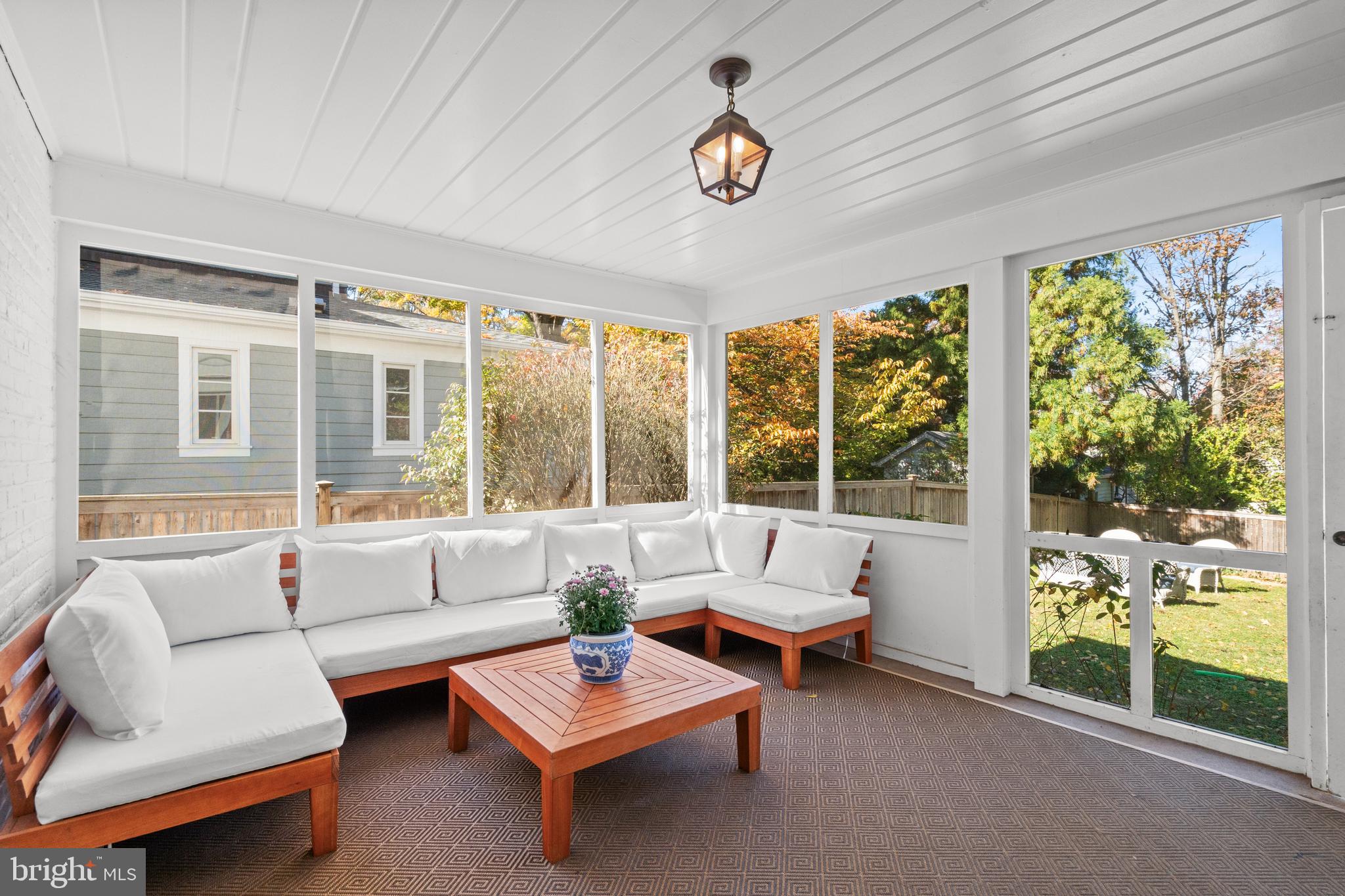 CHEVY CHASE - Residential