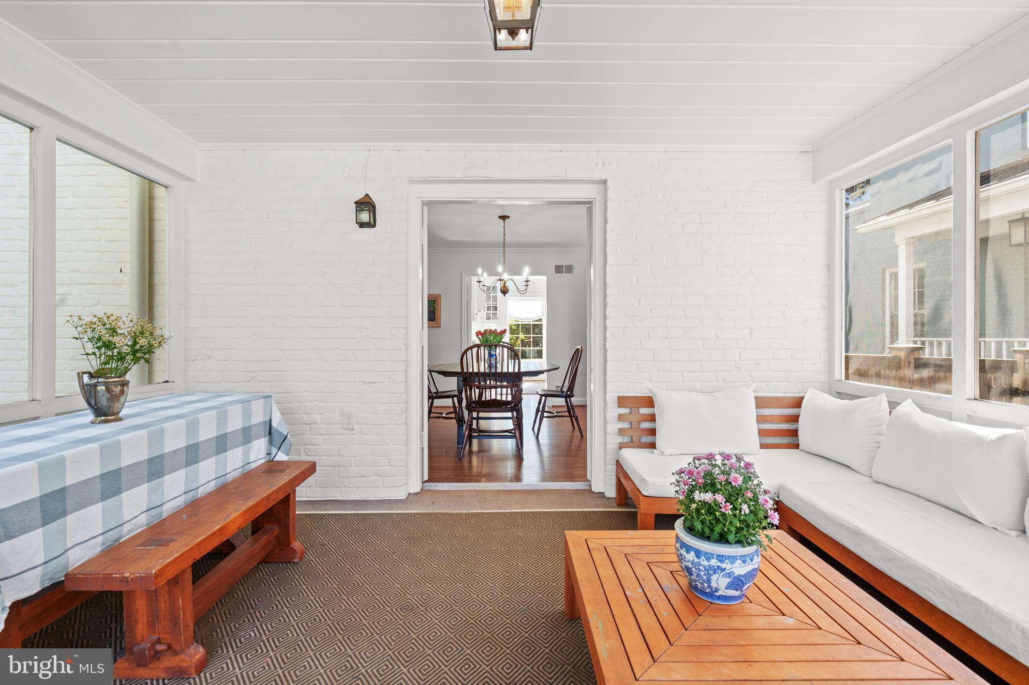 CHEVY CHASE - Residential