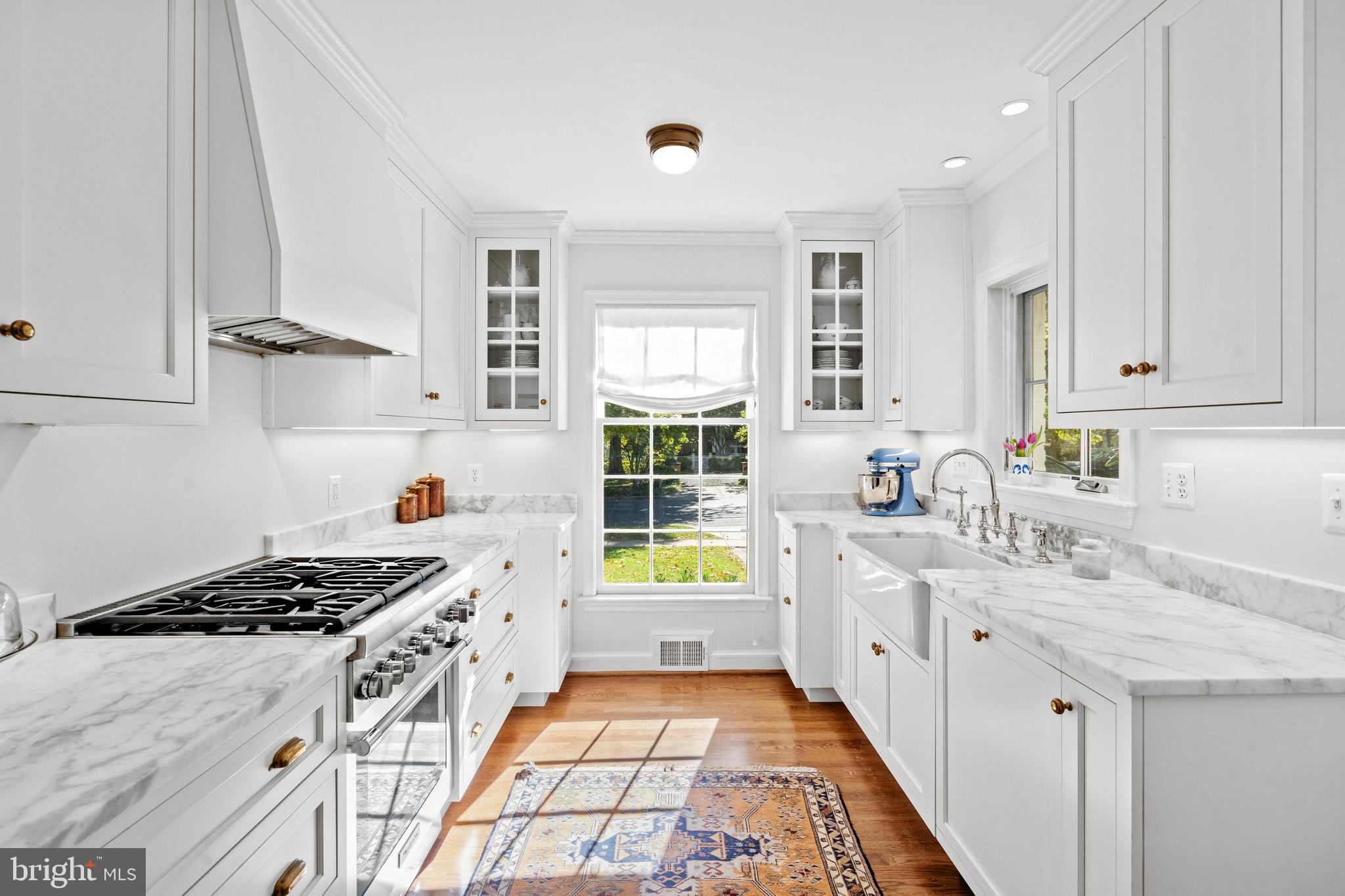 CHEVY CHASE - Residential