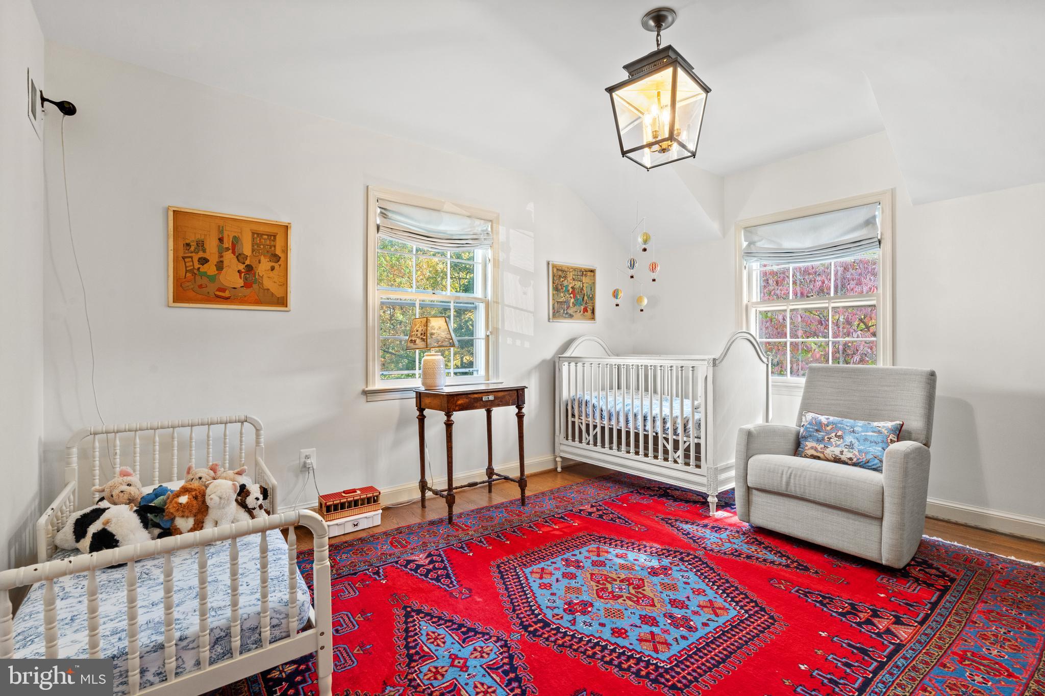 CHEVY CHASE - Residential