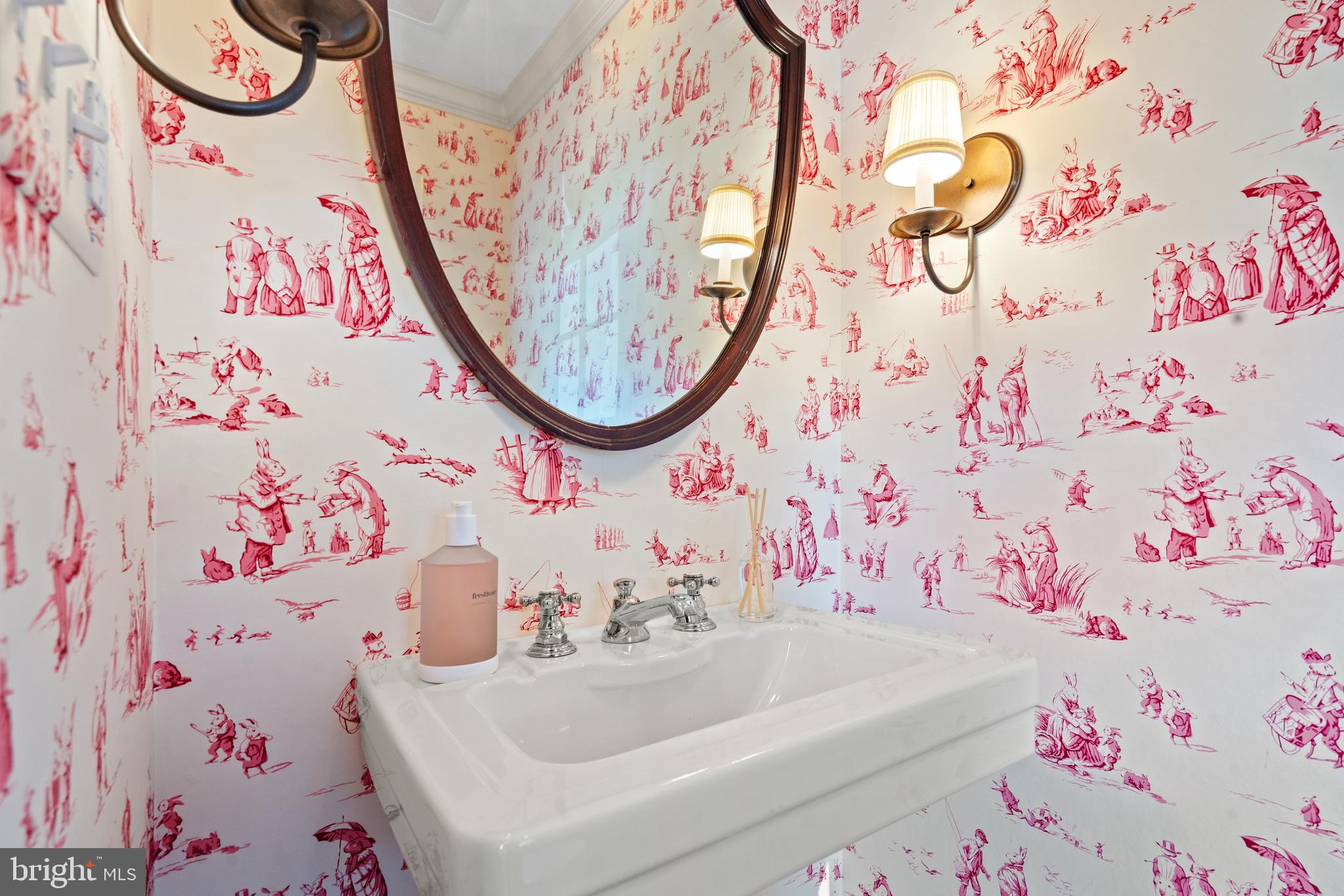 CHEVY CHASE - Residential