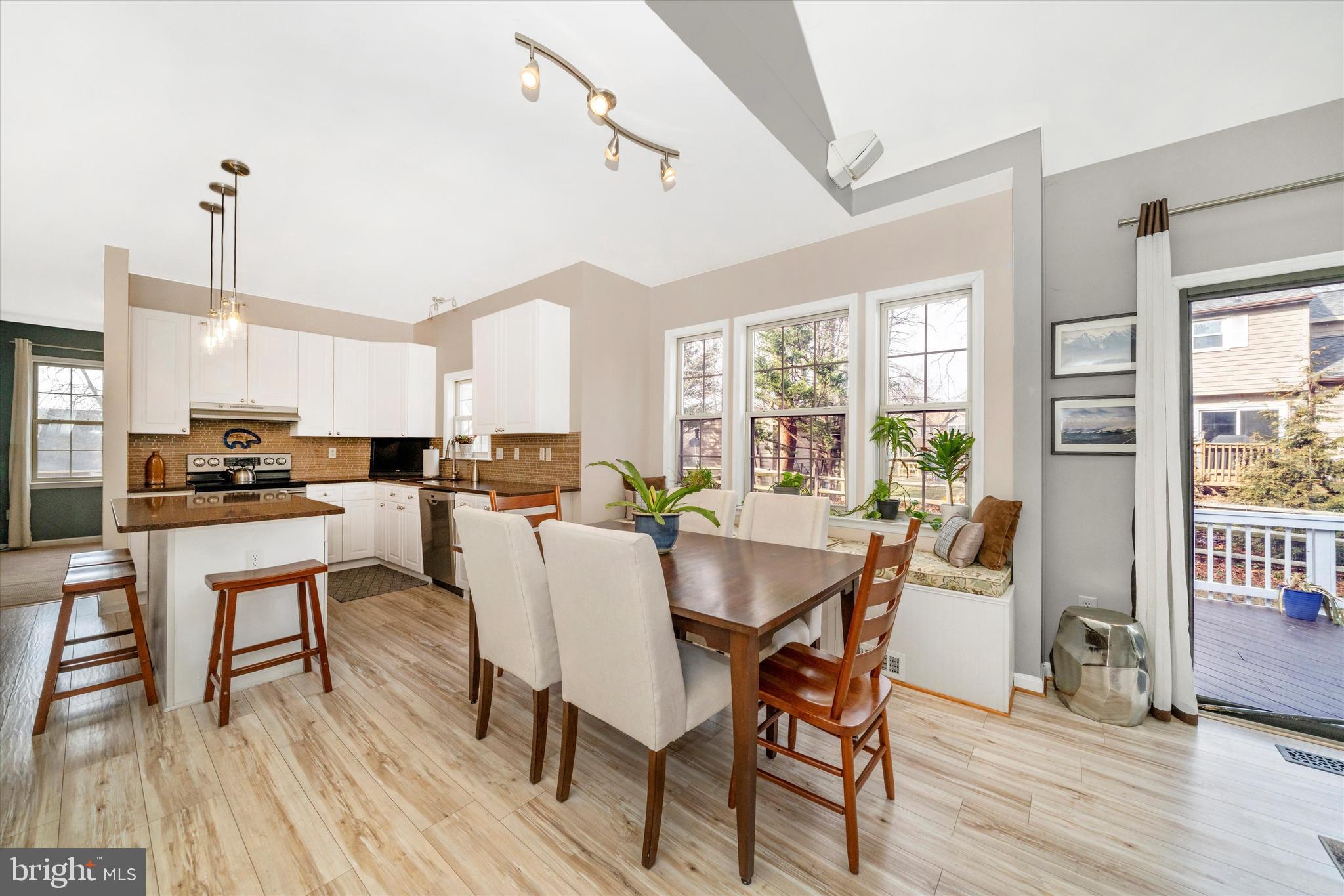 THE MEADOWS - Residential