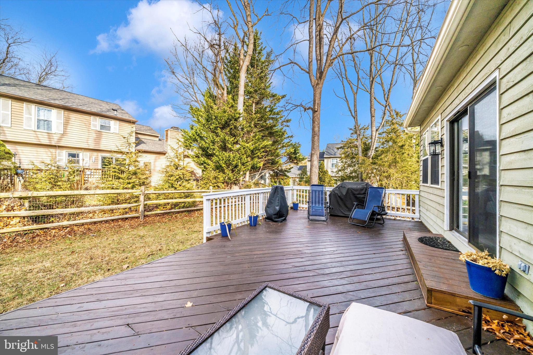 THE MEADOWS - Residential